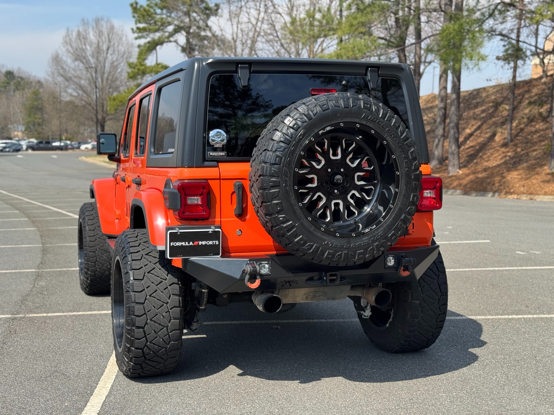 Used 2018 Jeep Wrangler Unlimited Sahara HARD TOP / WHEELS & ACCESSORIES for sale Sold at Formula Imports in Charlotte NC 28227 9