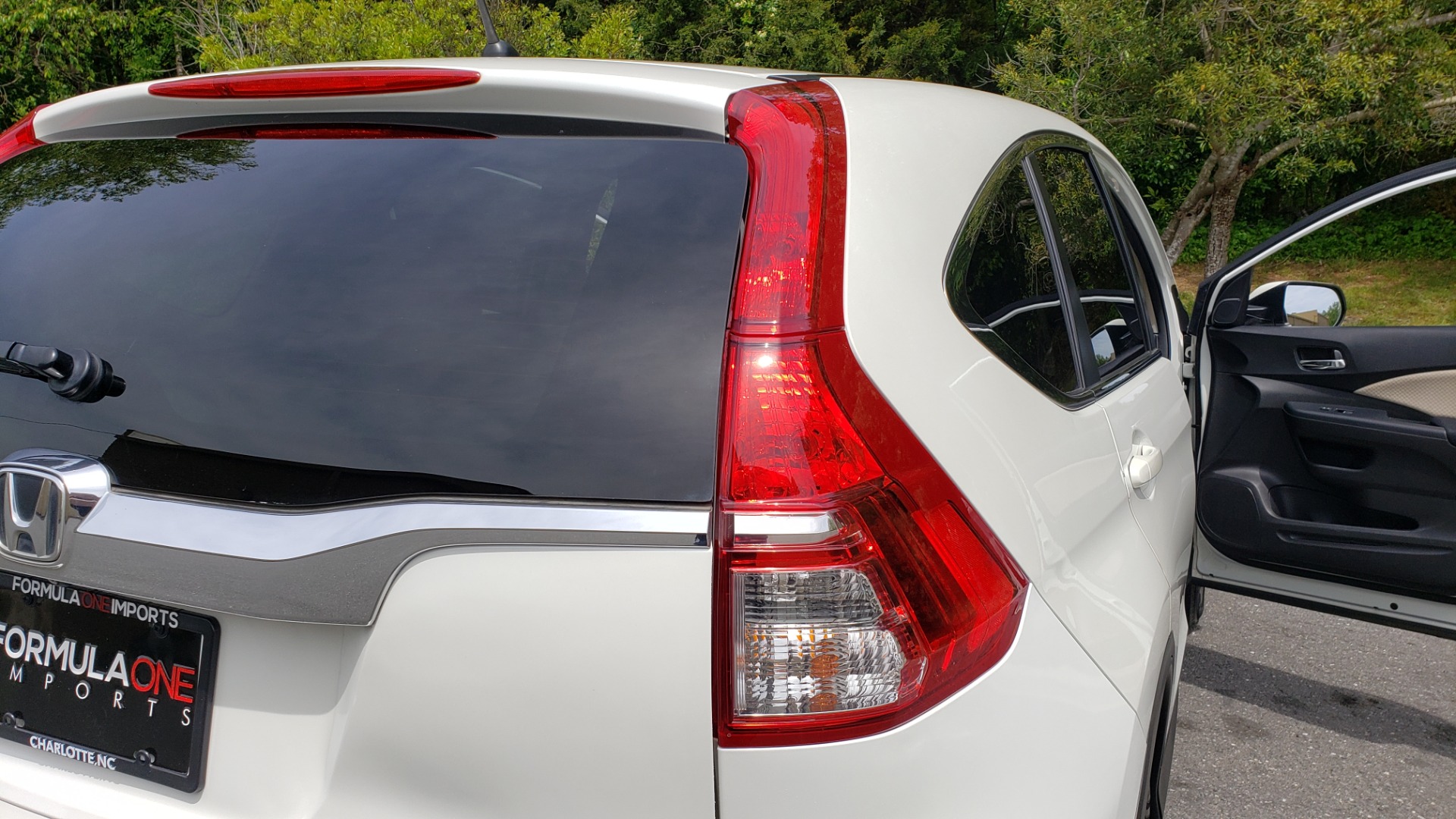 Used 2016 Honda CR-V EX / SUNROOF / 4-CYL / AUTO / 17IN ALLOY WHEELS for sale Sold at Formula Imports in Charlotte NC 28227 29