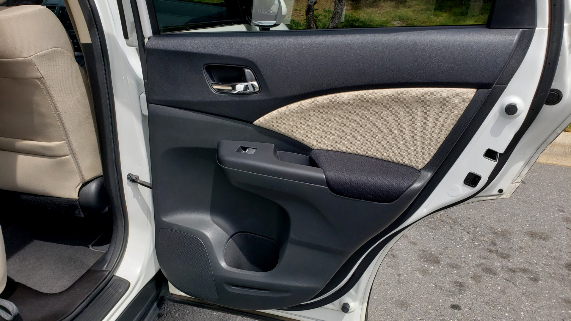 Used 2016 Honda CR-V EX / SUNROOF / 4-CYL / AUTO / 17IN ALLOY WHEELS for sale Sold at Formula Imports in Charlotte NC 28227 64