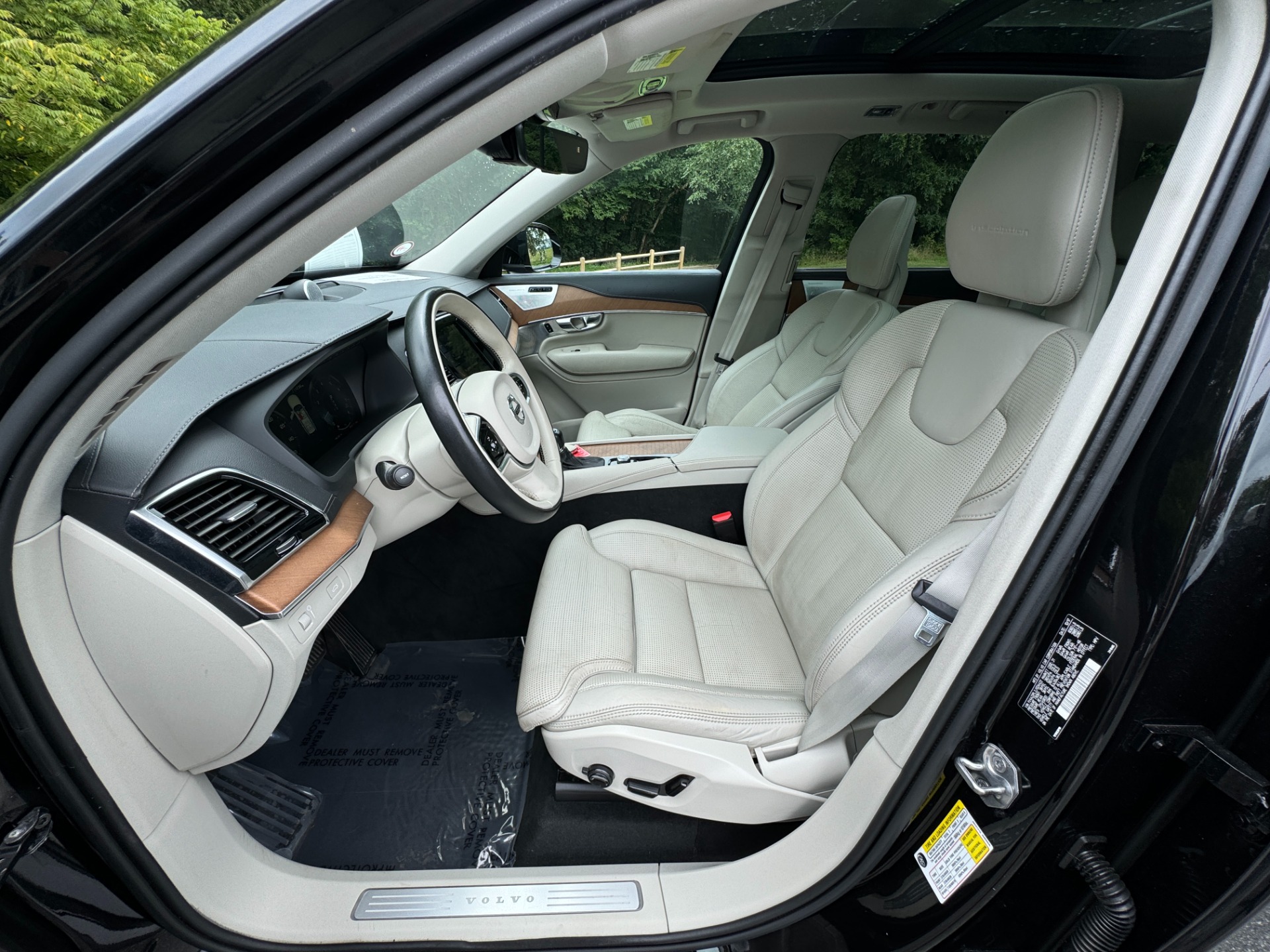 Used 2018 Volvo XC90 Inscription for sale Sold at Formula Imports in Charlotte NC 28227 22