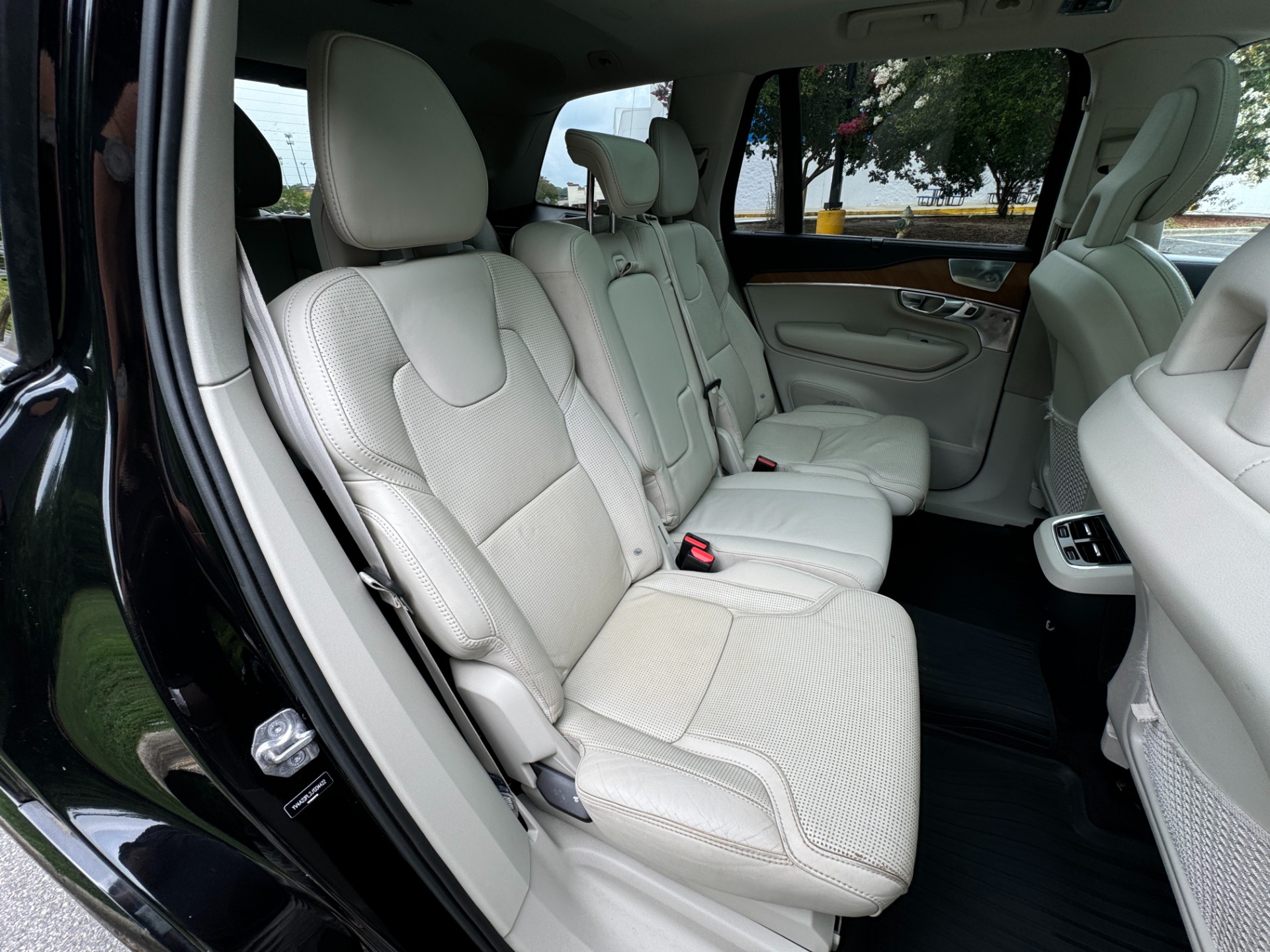 Used 2018 Volvo XC90 Inscription for sale Sold at Formula Imports in Charlotte NC 28227 49