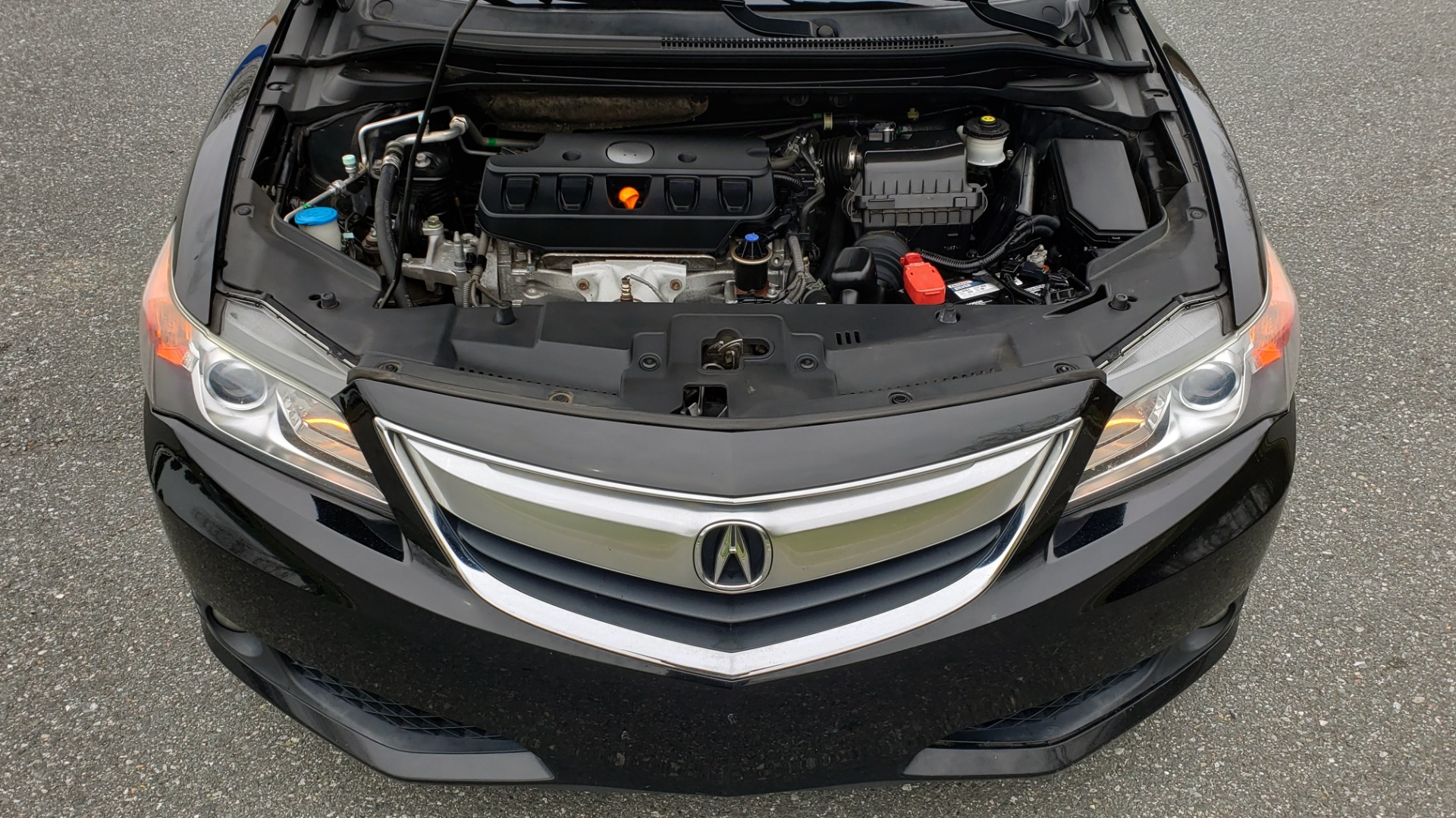 Used 2013 Acura ILX TECH PKG / SUNROOF / NAV / DUAL-ZONE A/C / REARVIEW for sale Sold at Formula Imports in Charlotte NC 28227 10