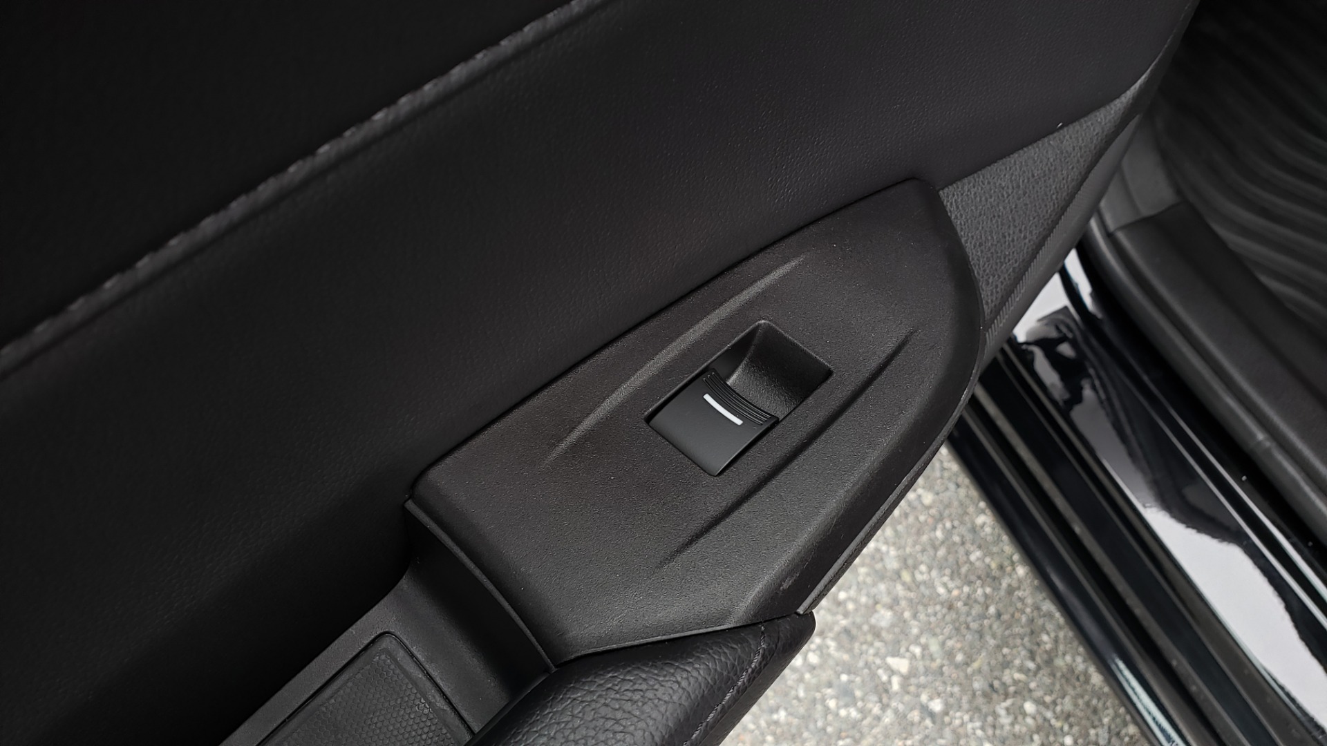 Used 2013 Acura ILX TECH PKG / SUNROOF / NAV / DUAL-ZONE A/C / REARVIEW for sale Sold at Formula Imports in Charlotte NC 28227 53