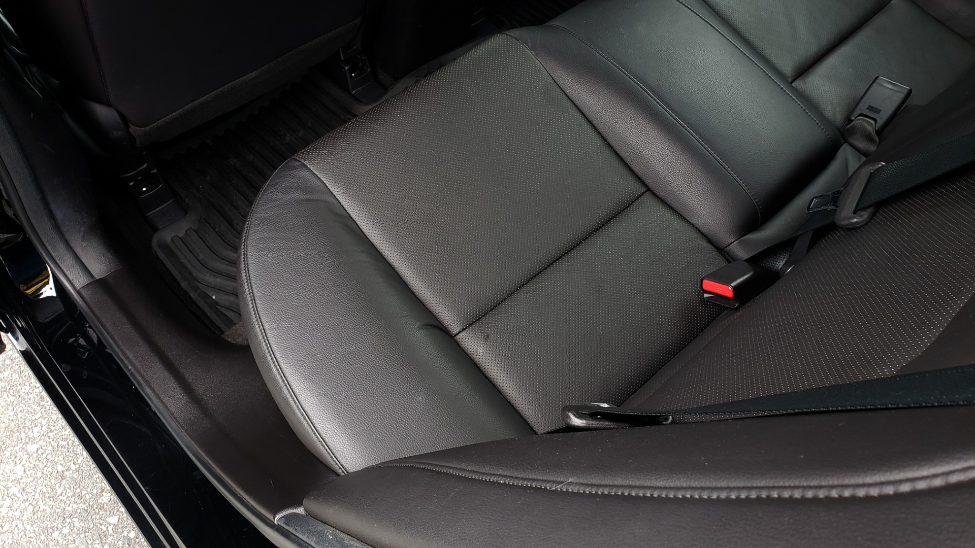 Used 2013 Acura ILX TECH PKG / SUNROOF / NAV / DUAL-ZONE A/C / REARVIEW for sale Sold at Formula Imports in Charlotte NC 28227 54