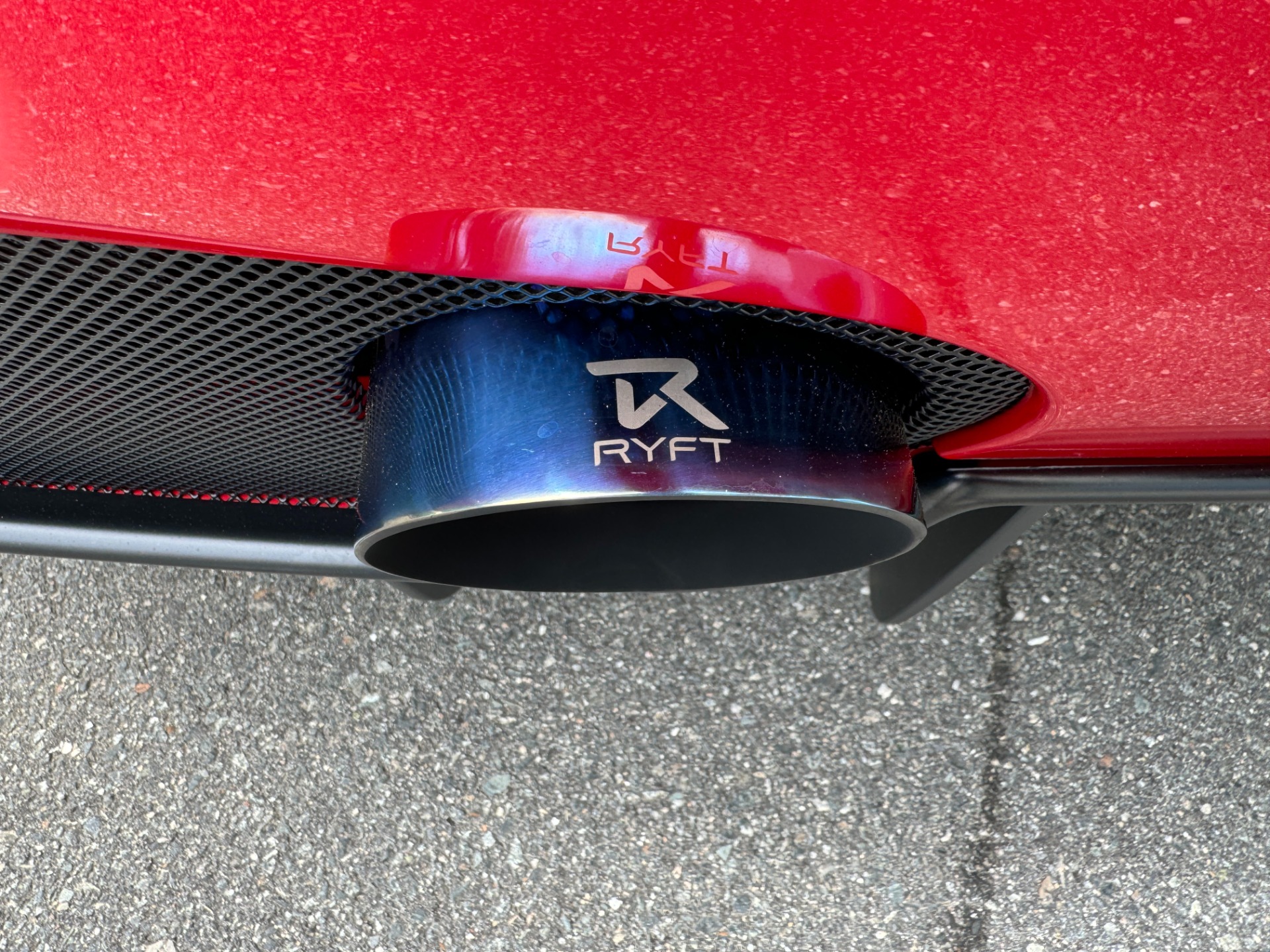 Used 2018 Ferrari 488 Spider RYFT EXHAUST / AFS LIGHTING / CARBON FIBER TRIM / 20 FORGED WHEELS for sale Sold at Formula Imports in Charlotte NC 28227 33
