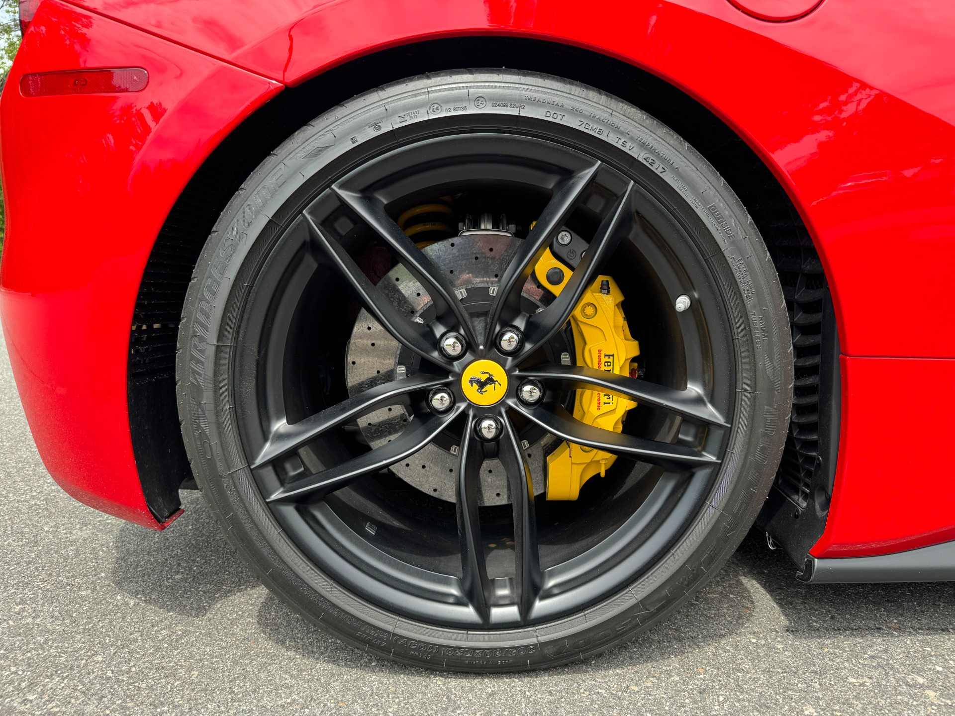 Used 2018 Ferrari 488 Spider RYFT EXHAUST / AFS LIGHTING / CARBON FIBER TRIM / 20 FORGED WHEELS for sale Sold at Formula Imports in Charlotte NC 28227 71