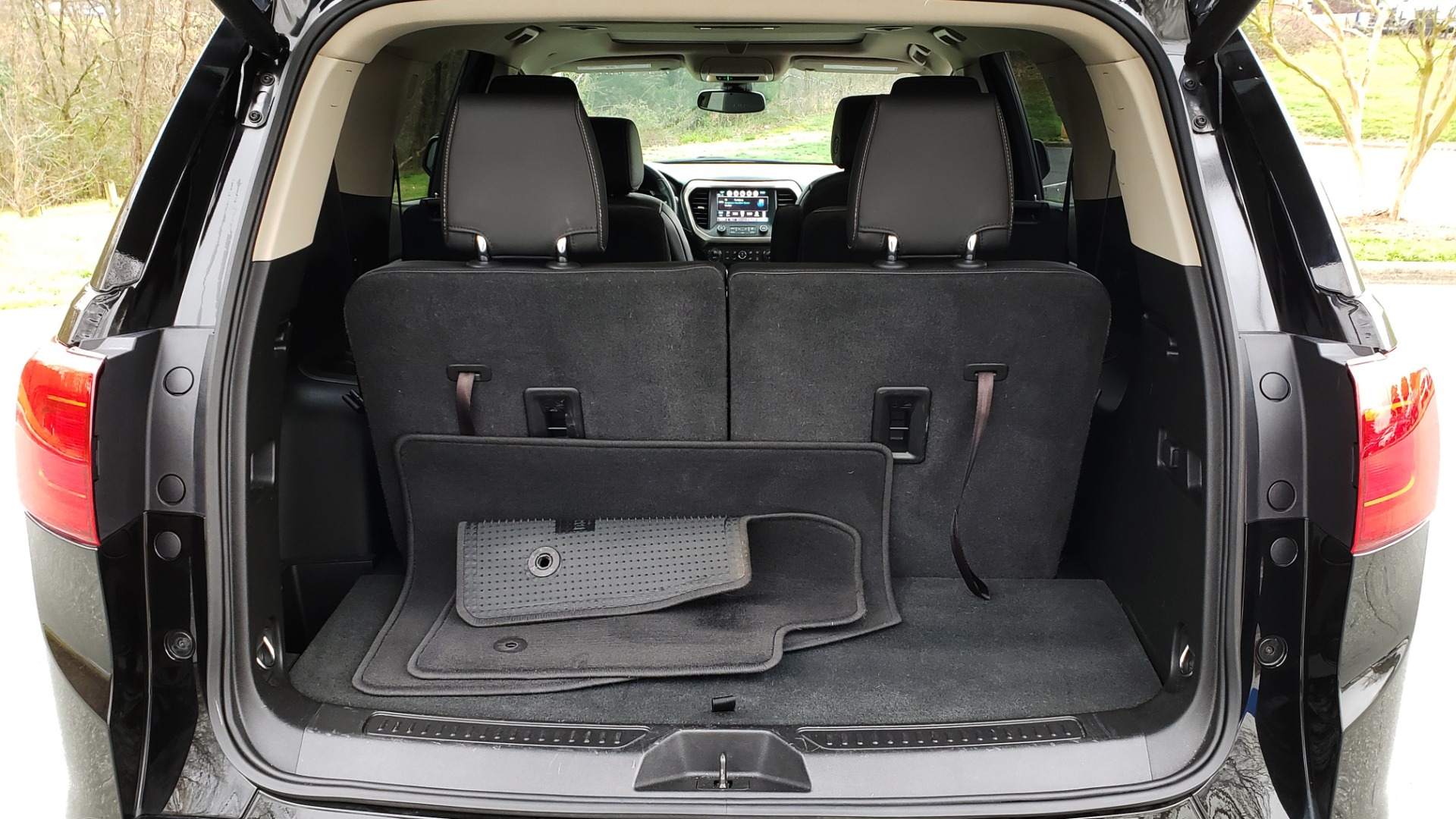 Used 2018 GMC ACADIA DENALI FWD / NAV / SUNROOF / BOSE / 3-ROW / REARVIEW for sale Sold at Formula Imports in Charlotte NC 28227 15
