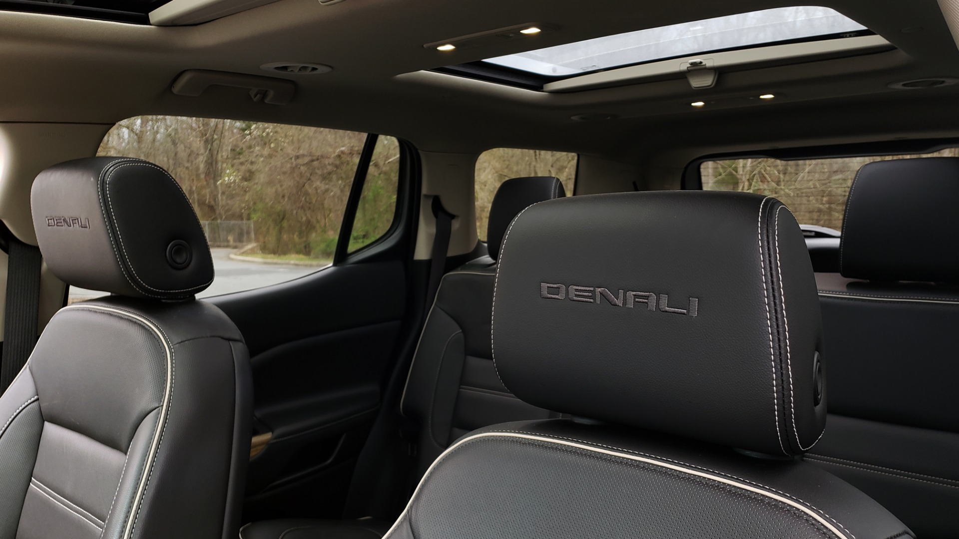 Used 2018 GMC ACADIA DENALI FWD / NAV / SUNROOF / BOSE / 3-ROW / REARVIEW for sale Sold at Formula Imports in Charlotte NC 28227 31