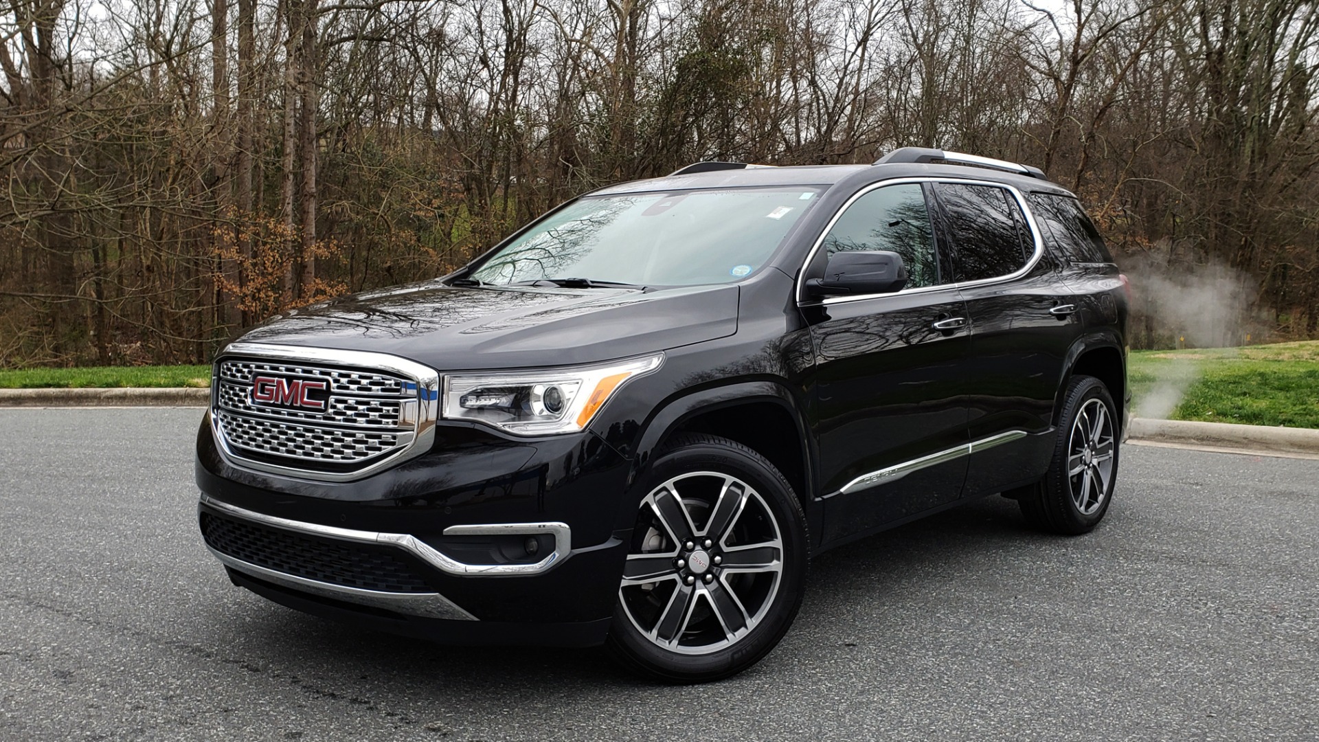 Used 2018 GMC ACADIA DENALI FWD / NAV / SUNROOF / BOSE / 3-ROW / REARVIEW for sale Sold at Formula Imports in Charlotte NC 28227 1
