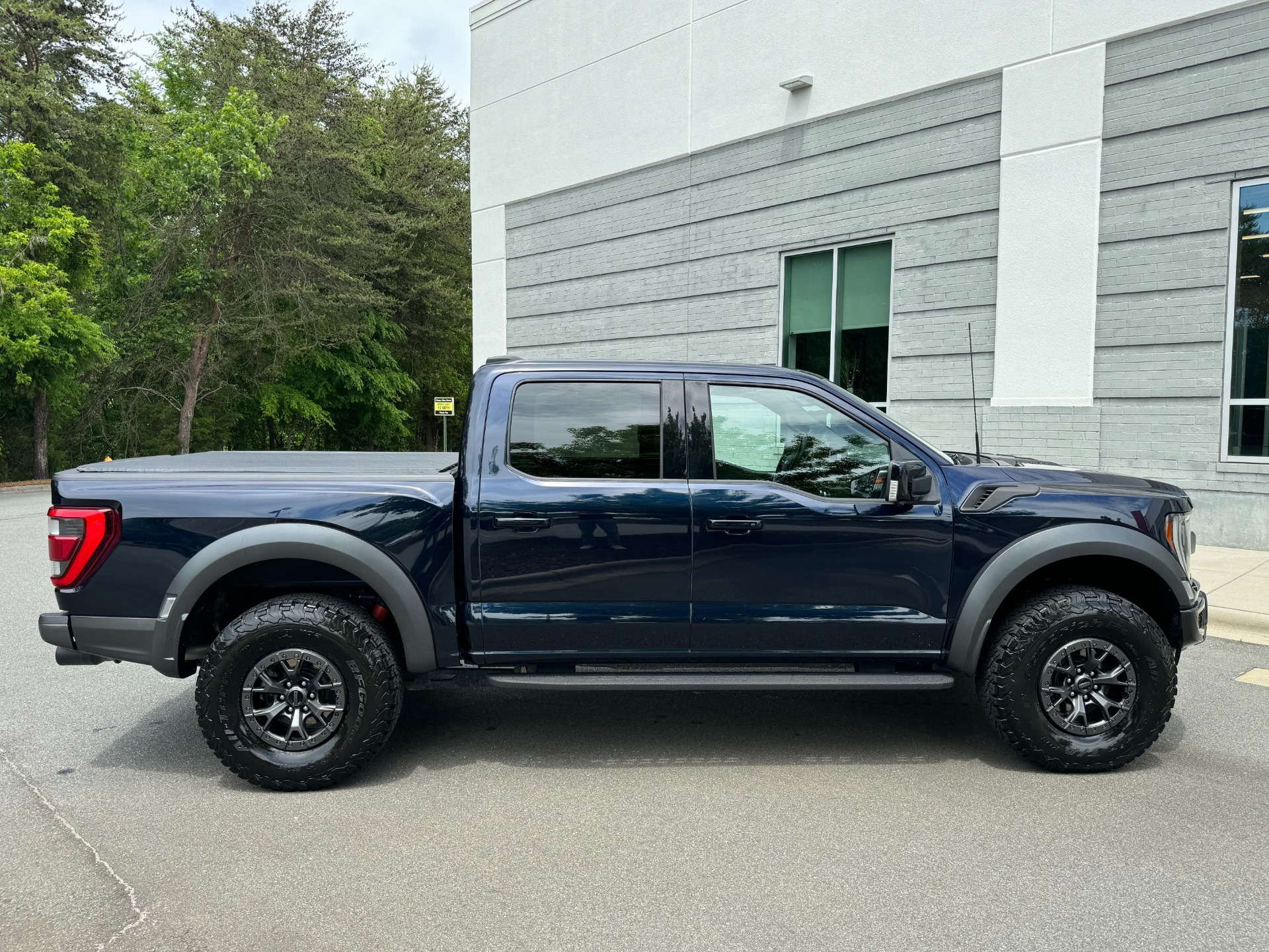 Used 2022 Ford F-150 Raptor RAPTOR 37 PERF PKG / MOONROOF / TOW PKG / B&O SOUND for sale Sold at Formula Imports in Charlotte NC 28227 14
