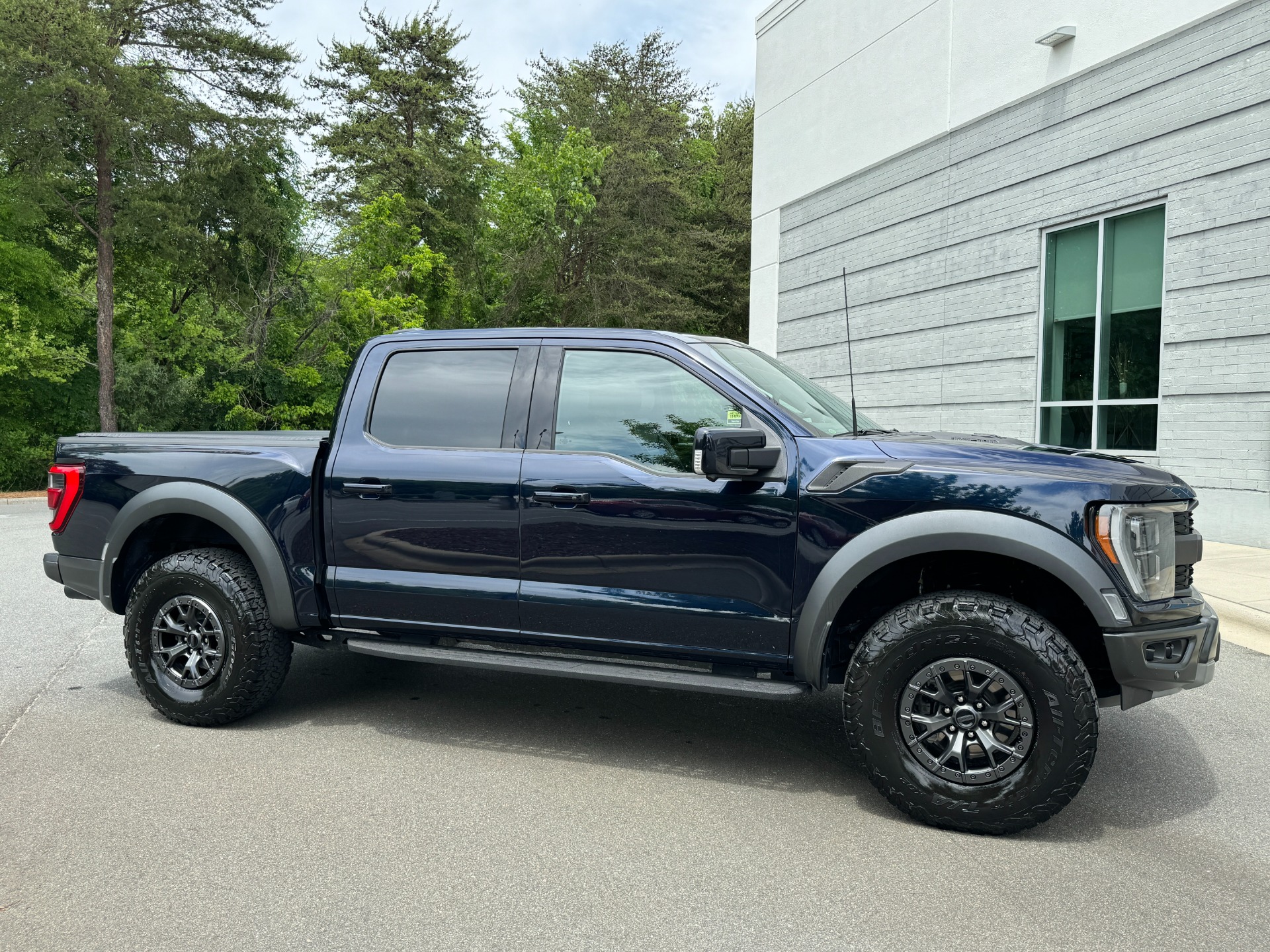 Used 2022 Ford F-150 Raptor RAPTOR 37 PERF PKG / MOONROOF / TOW PKG / B&O SOUND for sale Sold at Formula Imports in Charlotte NC 28227 15