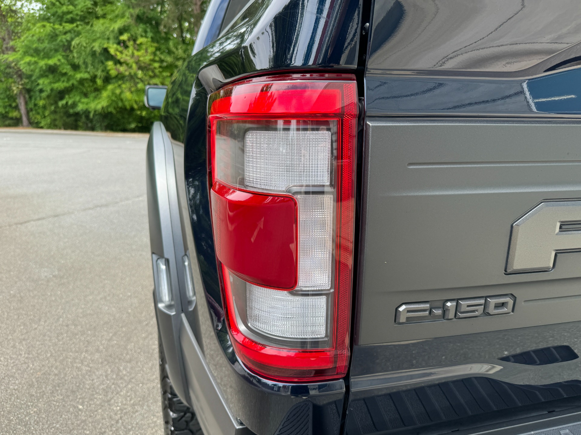 Used 2022 Ford F-150 Raptor RAPTOR 37 PERF PKG / MOONROOF / TOW PKG / B&O SOUND for sale Sold at Formula Imports in Charlotte NC 28227 19