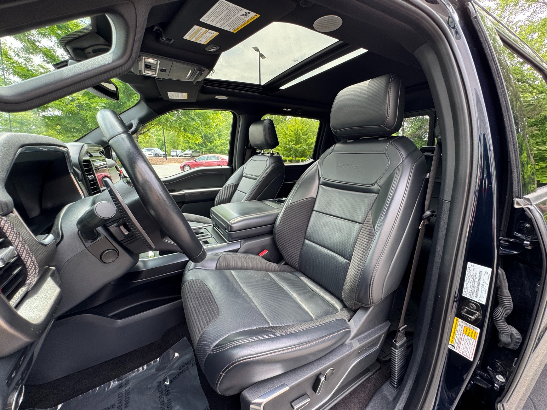 Used 2022 Ford F-150 Raptor RAPTOR 37 PERF PKG / MOONROOF / TOW PKG / B&O SOUND for sale Sold at Formula Imports in Charlotte NC 28227 25