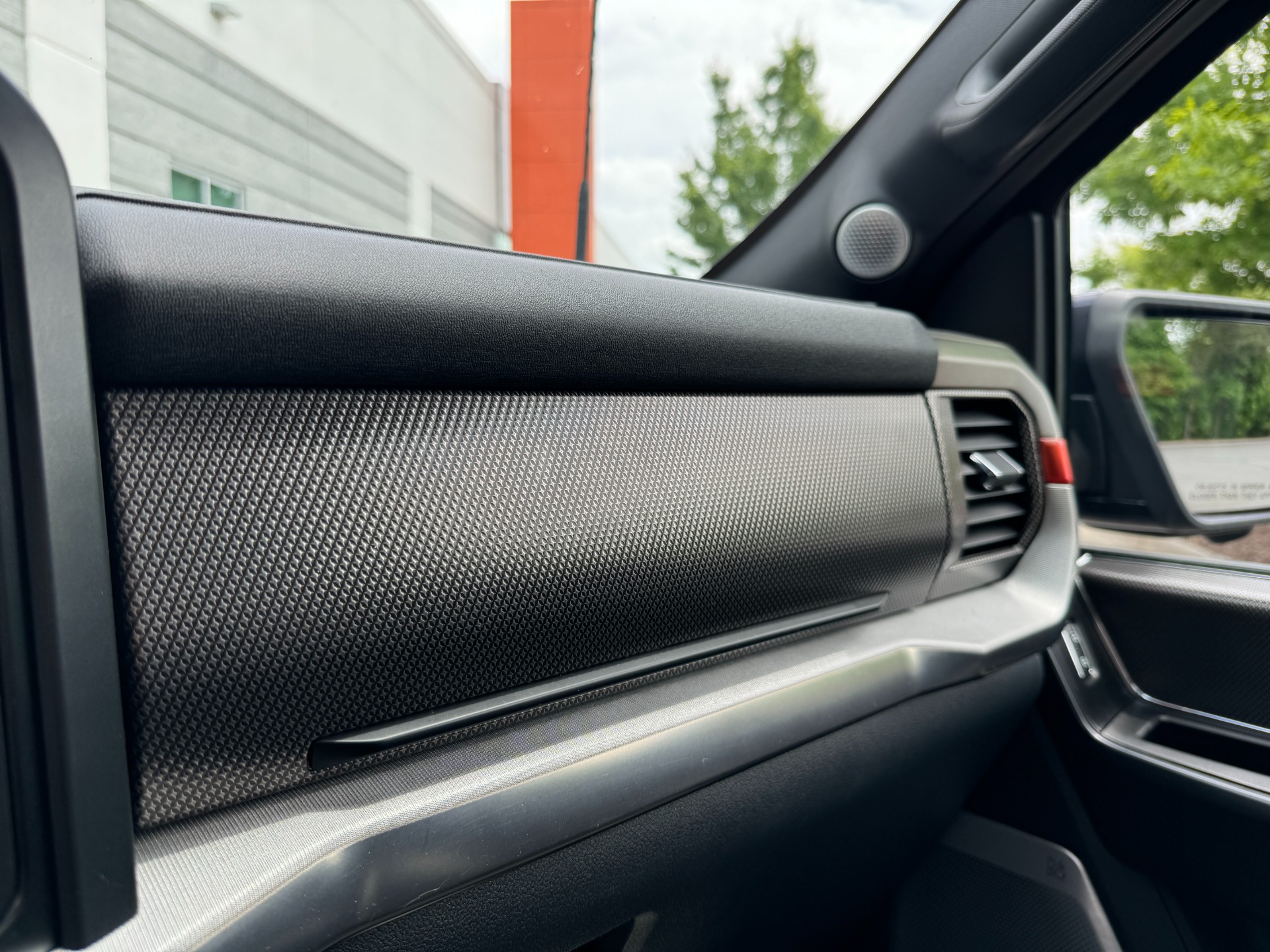 Used 2022 Ford F-150 Raptor RAPTOR 37 PERF PKG / MOONROOF / TOW PKG / B&O SOUND for sale Sold at Formula Imports in Charlotte NC 28227 34