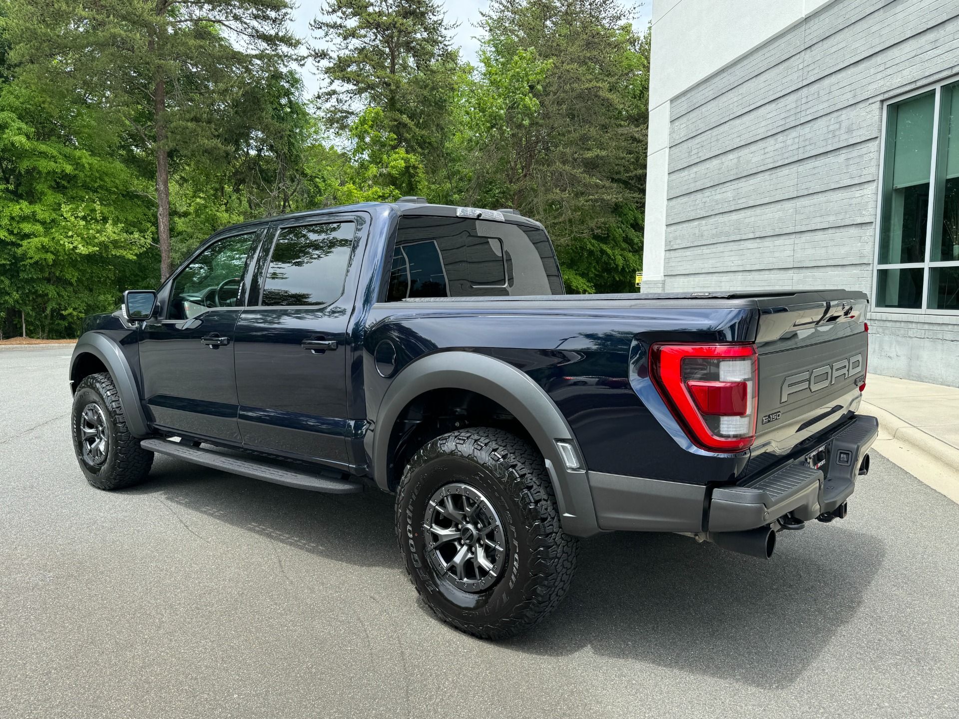 Used 2022 Ford F-150 Raptor RAPTOR 37 PERF PKG / MOONROOF / TOW PKG / B&O SOUND for sale Sold at Formula Imports in Charlotte NC 28227 8