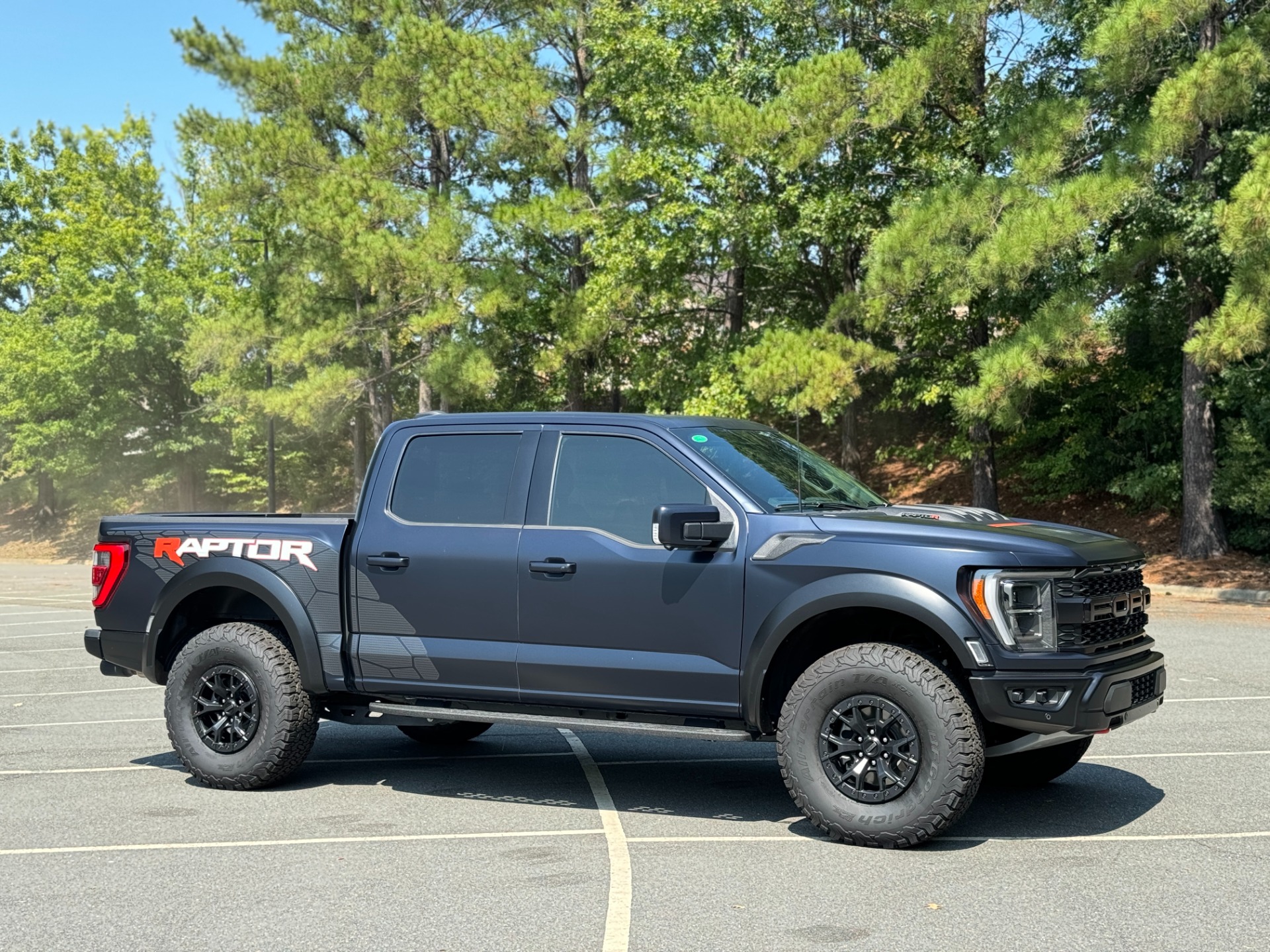Used 2023 Ford F-150 Raptor R RAPTOR R 802A PKG / POWER MOONROOF / POWER TAILGATE for sale Sold at Formula Imports in Charlotte NC 28227 15