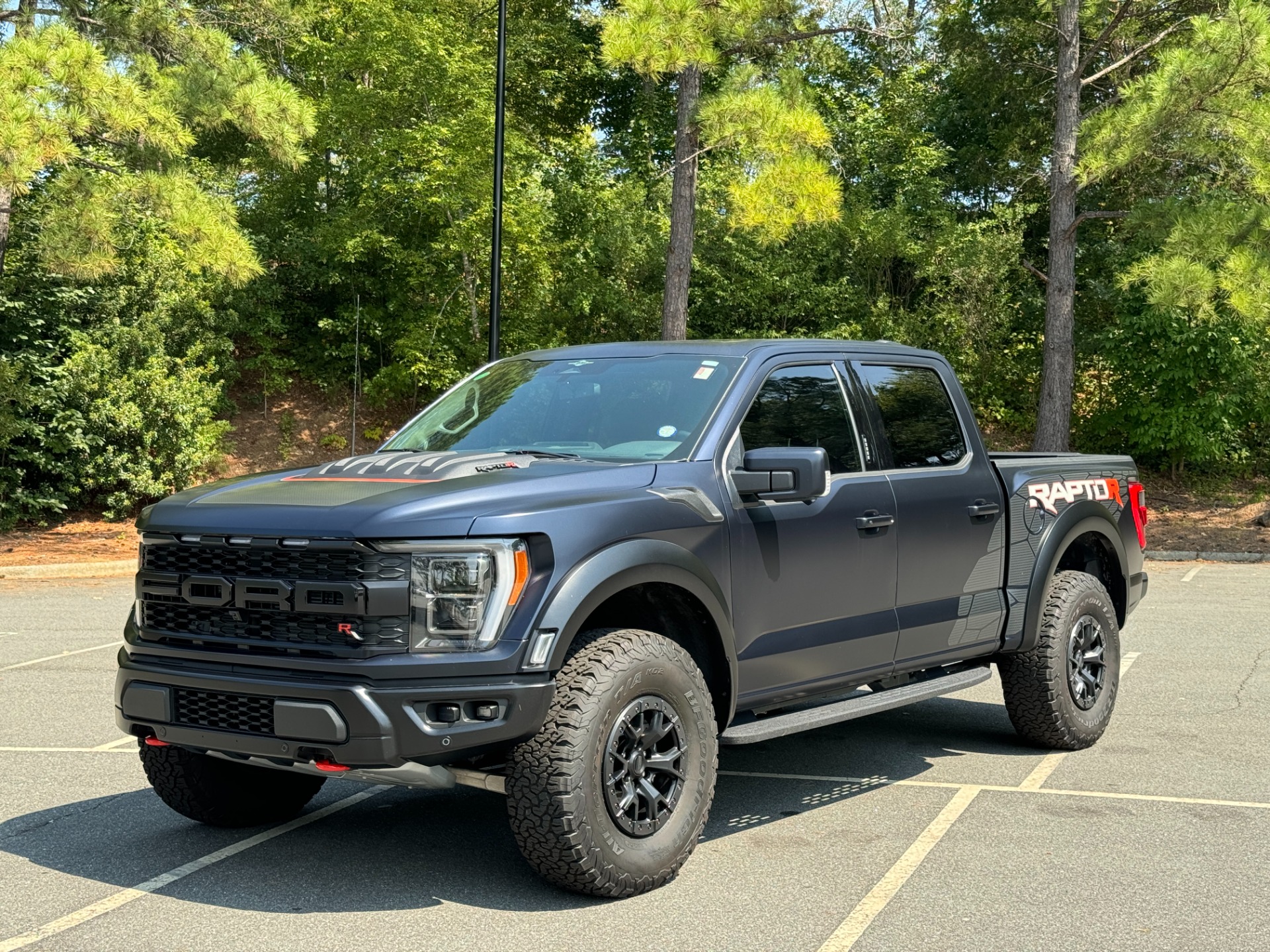 Used 2023 Ford F-150 Raptor R RAPTOR R 802A PKG / POWER MOONROOF / POWER TAILGATE for sale Sold at Formula Imports in Charlotte NC 28227 4