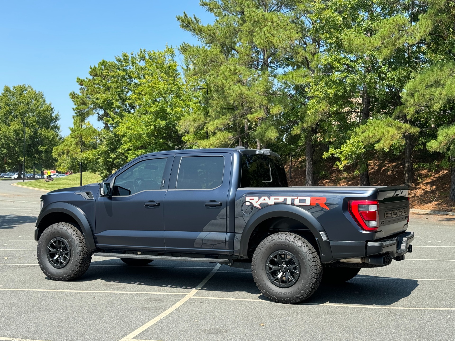 Used 2023 Ford F-150 Raptor R RAPTOR R 802A PKG / POWER MOONROOF / POWER TAILGATE for sale Sold at Formula Imports in Charlotte NC 28227 7