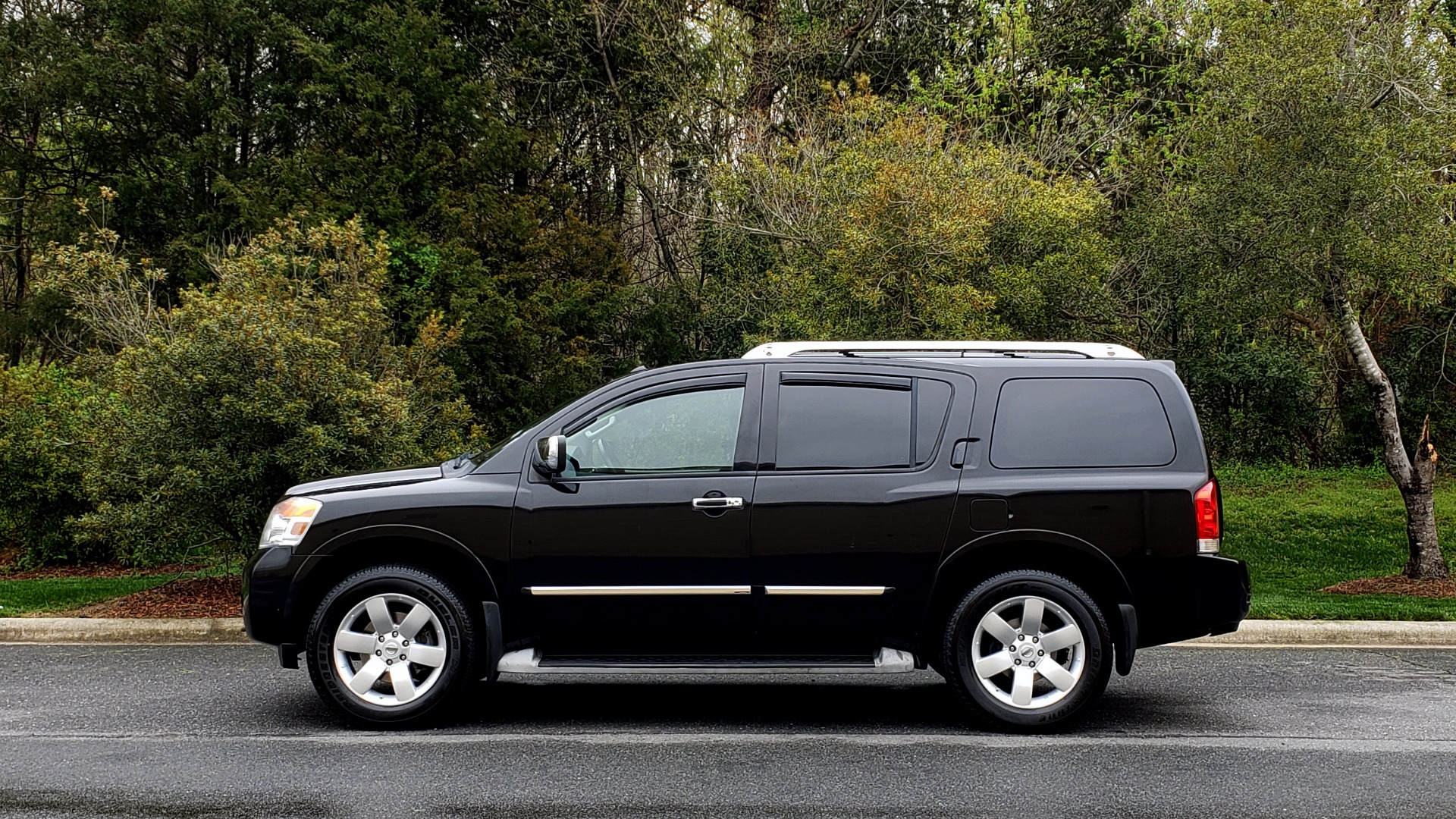 Used 2013 Nissan ARMADA SL 4WD / 5.6L V8 / NAV / SUNROOF / 3-ROW / REARVIEW for sale Sold at Formula Imports in Charlotte NC 28227 2