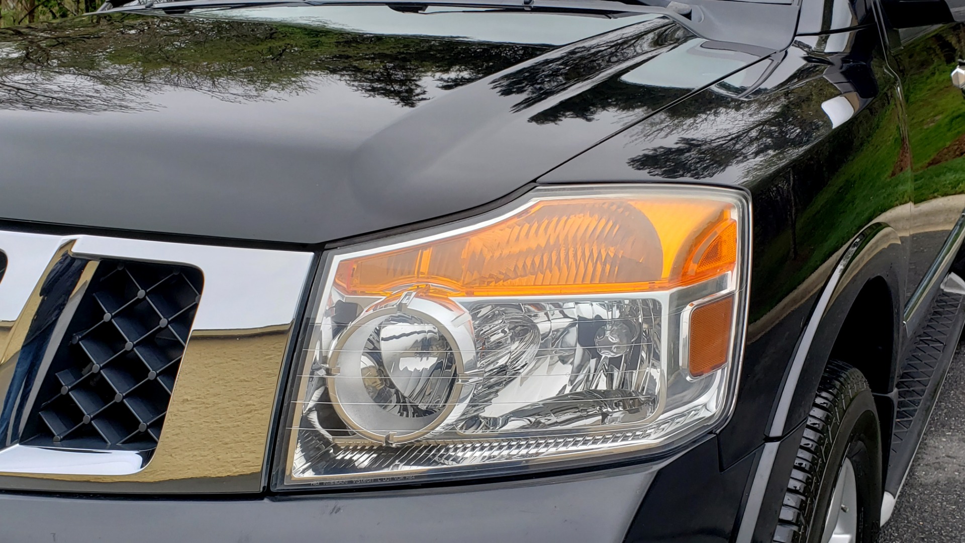 Used 2013 Nissan ARMADA SL 4WD / 5.6L V8 / NAV / SUNROOF / 3-ROW / REARVIEW for sale Sold at Formula Imports in Charlotte NC 28227 25