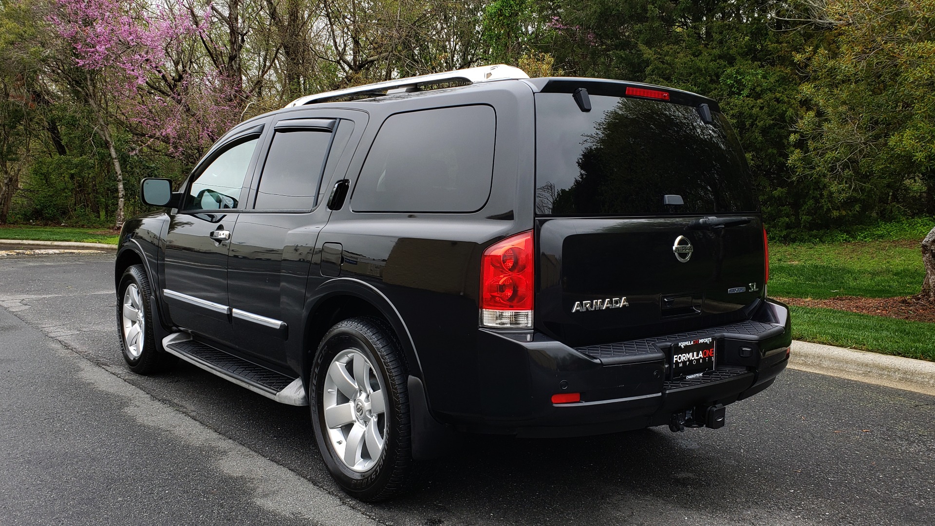 Used 2013 Nissan ARMADA SL 4WD / 5.6L V8 / NAV / SUNROOF / 3-ROW / REARVIEW for sale Sold at Formula Imports in Charlotte NC 28227 3