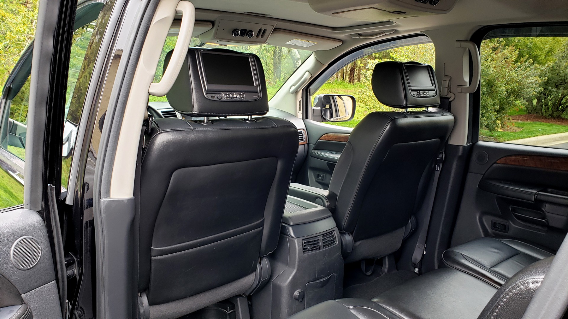Used 2013 Nissan ARMADA SL 4WD / 5.6L V8 / NAV / SUNROOF / 3-ROW / REARVIEW for sale Sold at Formula Imports in Charlotte NC 28227 62