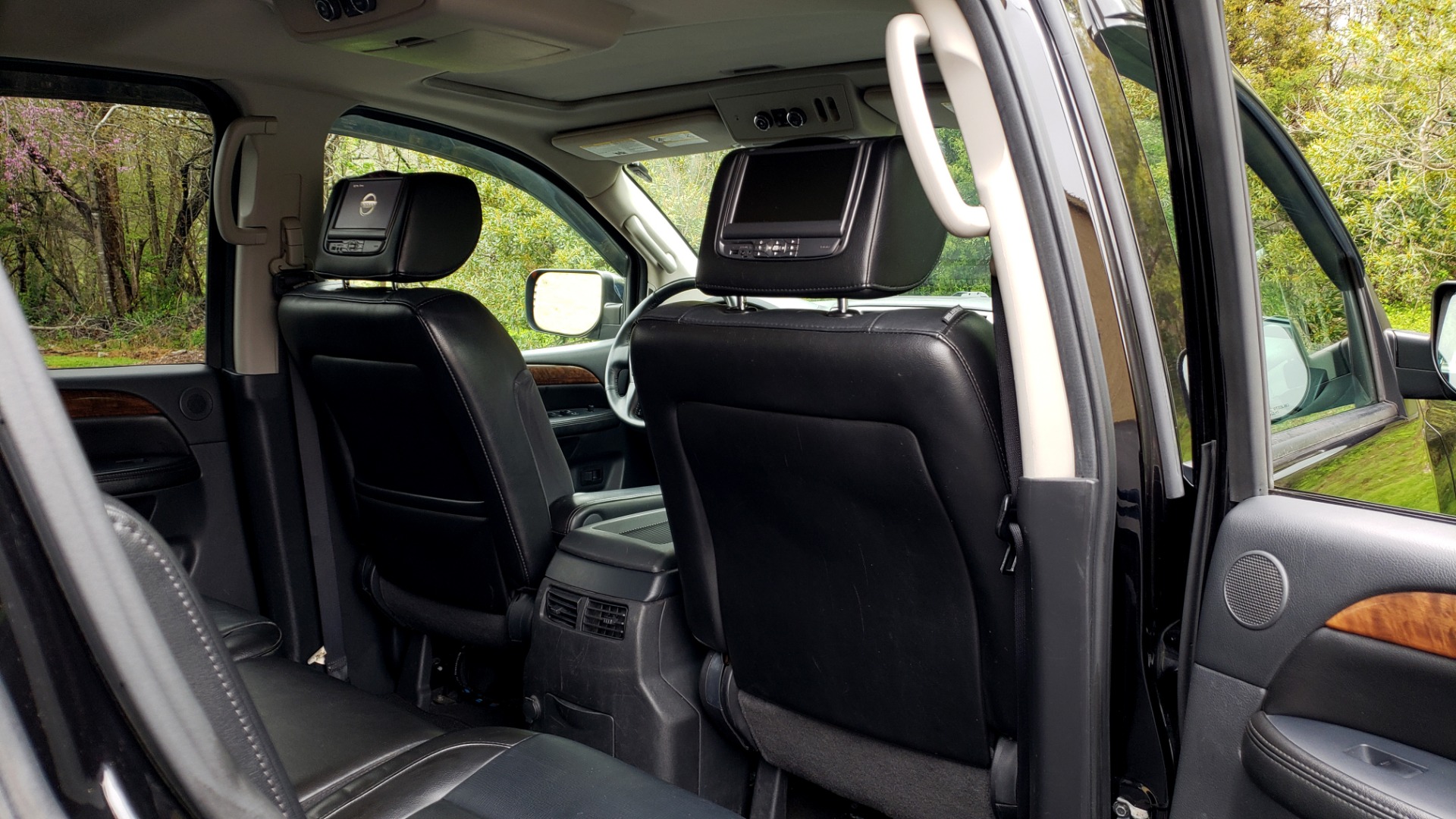Used 2013 Nissan ARMADA SL 4WD / 5.6L V8 / NAV / SUNROOF / 3-ROW / REARVIEW for sale Sold at Formula Imports in Charlotte NC 28227 79