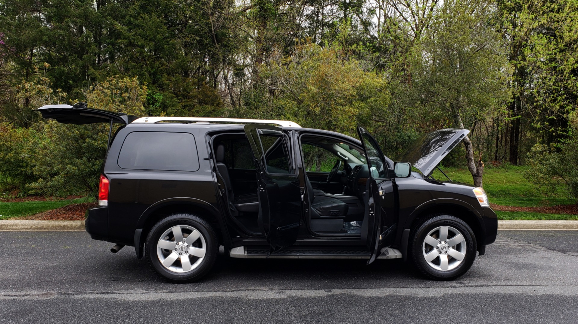 Used 2013 Nissan ARMADA SL 4WD / 5.6L V8 / NAV / SUNROOF / 3-ROW / REARVIEW for sale Sold at Formula Imports in Charlotte NC 28227 9