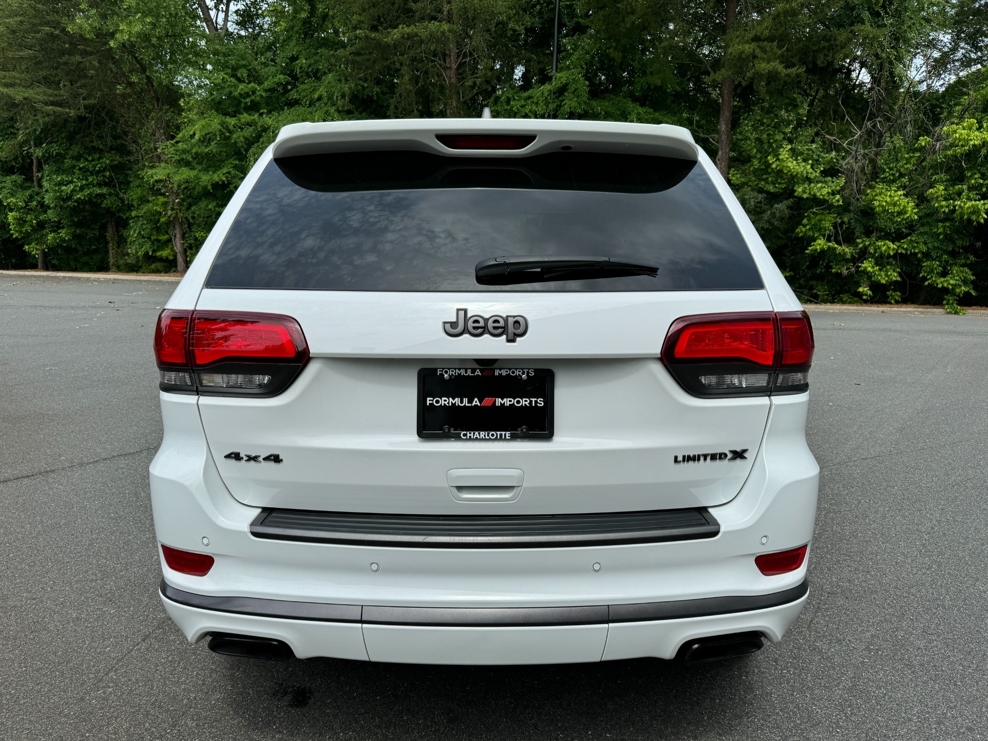Used 2020 Jeep Grand Cherokee Limited X PANORAMIC SUNROOF / LEATHER / 20IN WHEELS for sale Sold at Formula Imports in Charlotte NC 28227 10