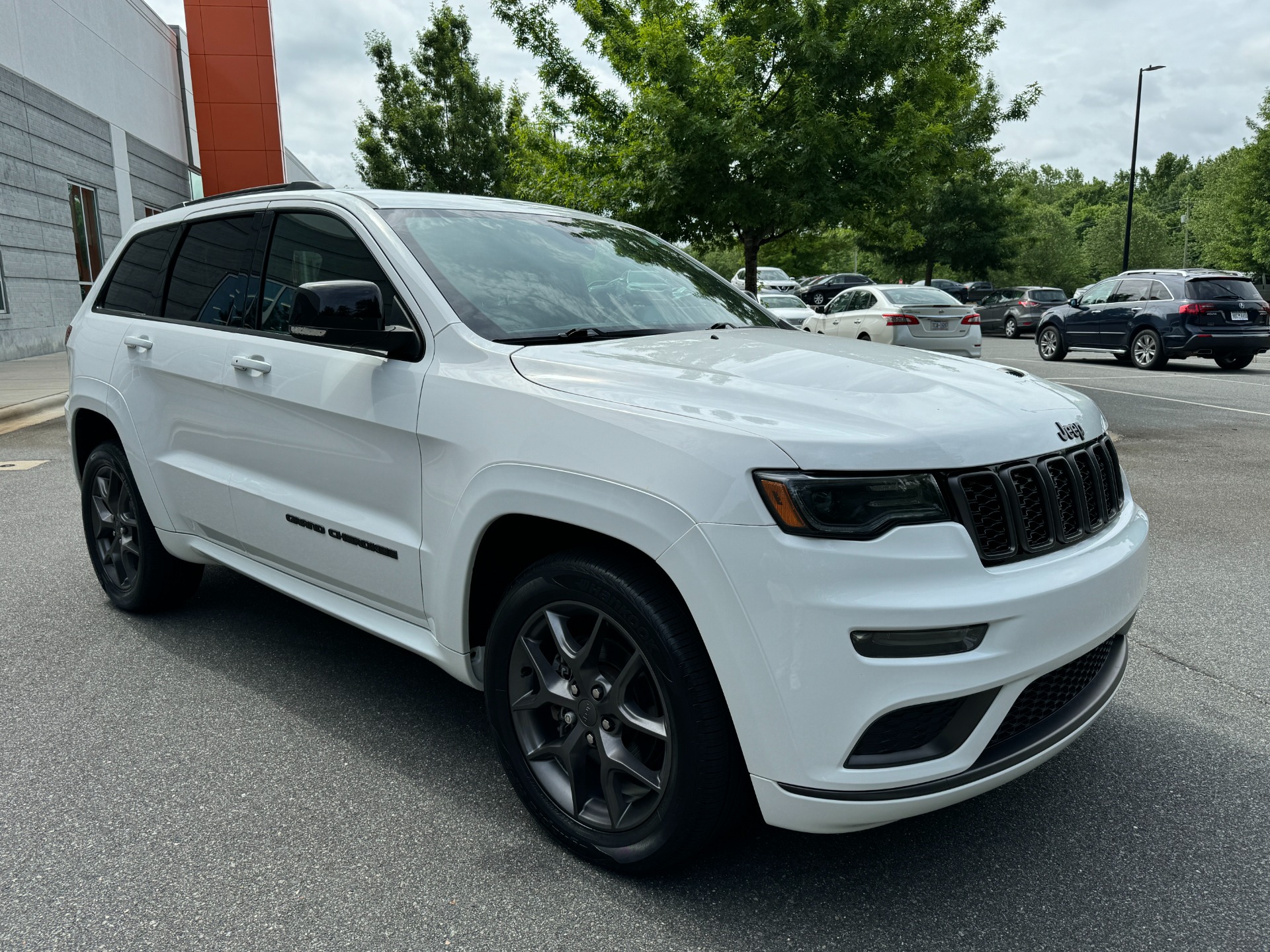Used 2020 Jeep Grand Cherokee Limited X PANORAMIC SUNROOF / LEATHER / 20IN WHEELS for sale Sold at Formula Imports in Charlotte NC 28227 16
