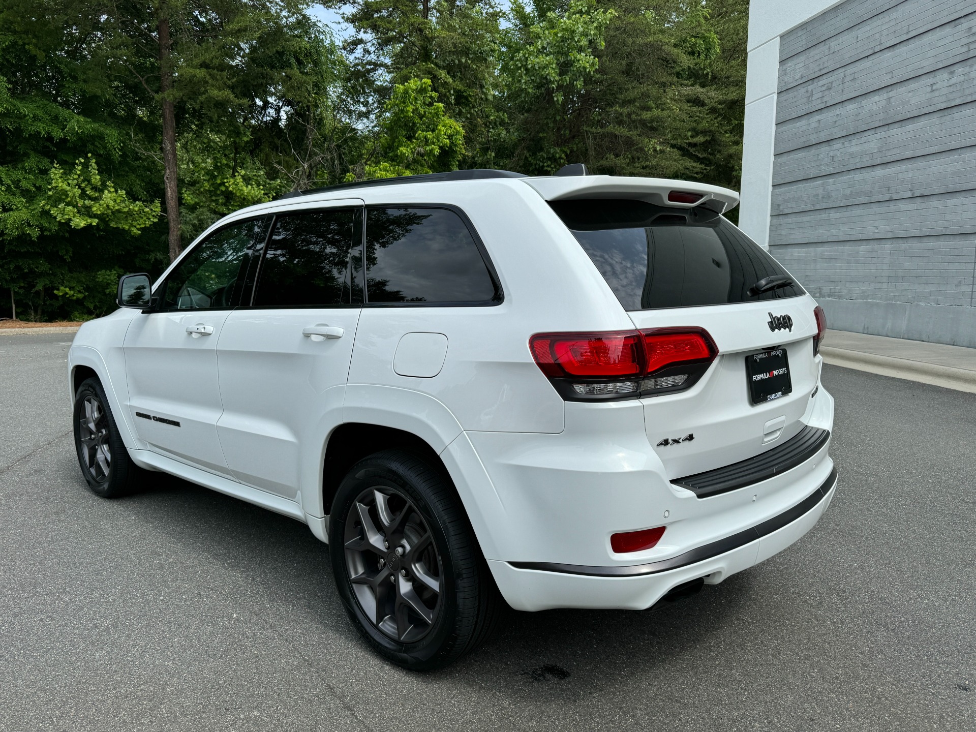 Used 2020 Jeep Grand Cherokee Limited X PANORAMIC SUNROOF / LEATHER / 20IN WHEELS for sale Sold at Formula Imports in Charlotte NC 28227 8