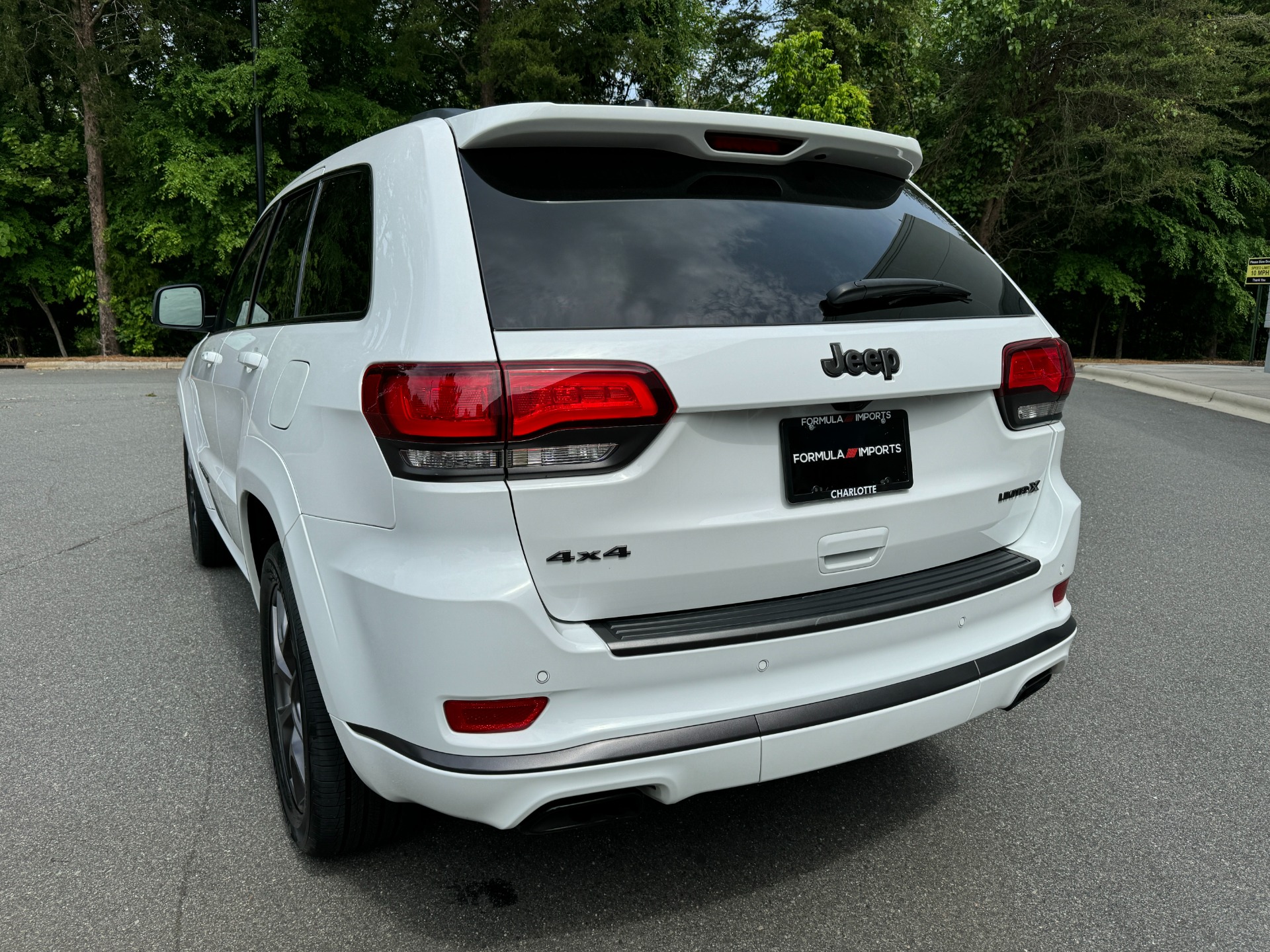 Used 2020 Jeep Grand Cherokee Limited X PANORAMIC SUNROOF / LEATHER / 20IN WHEELS for sale Sold at Formula Imports in Charlotte NC 28227 9