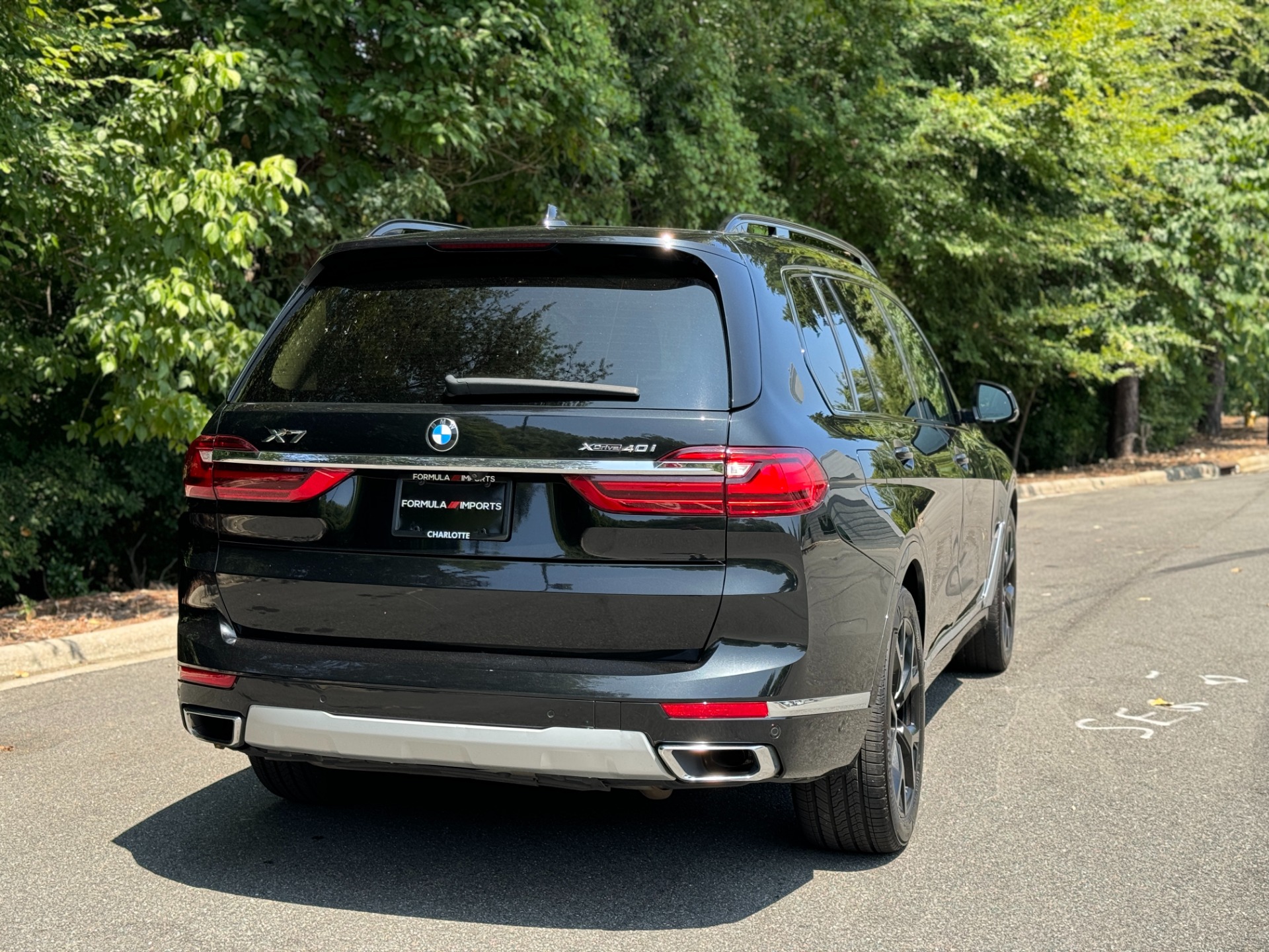 Used 2021 BMW X7 xDrive40i PREMIUM PKG/ COLD WEATHER PKG / PARKING ASSISTANCE PACKAGE / SHADOWLINE TRM for sale Sold at Formula Imports in Charlotte NC 28227 11