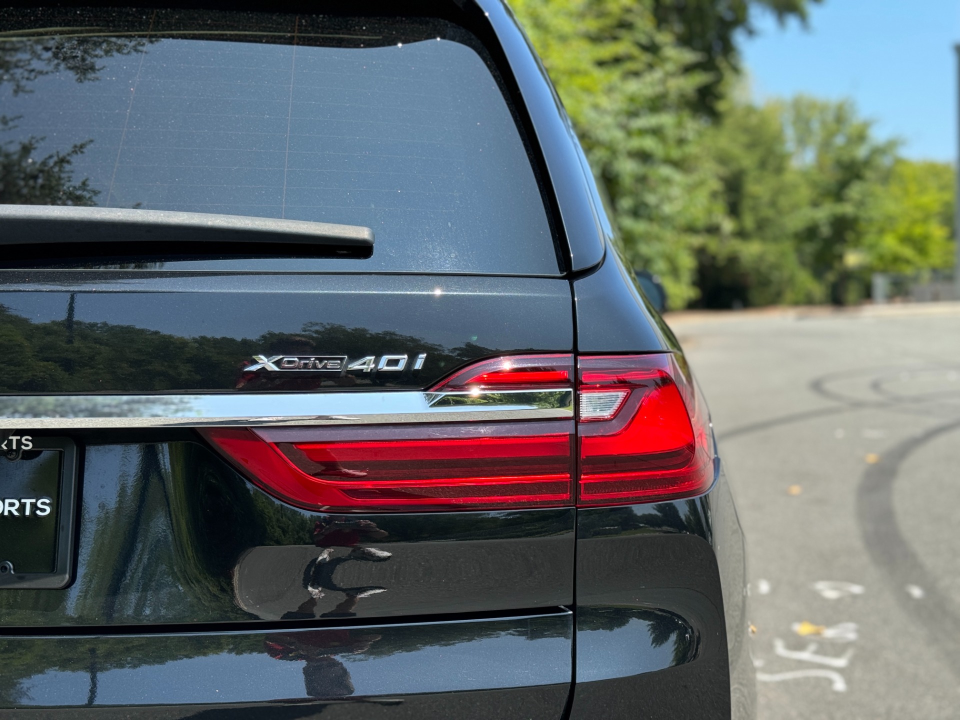 Used 2021 BMW X7 xDrive40i PREMIUM PKG/ COLD WEATHER PKG / PARKING ASSISTANCE PACKAGE / SHADOWLINE TRM for sale Sold at Formula Imports in Charlotte NC 28227 18