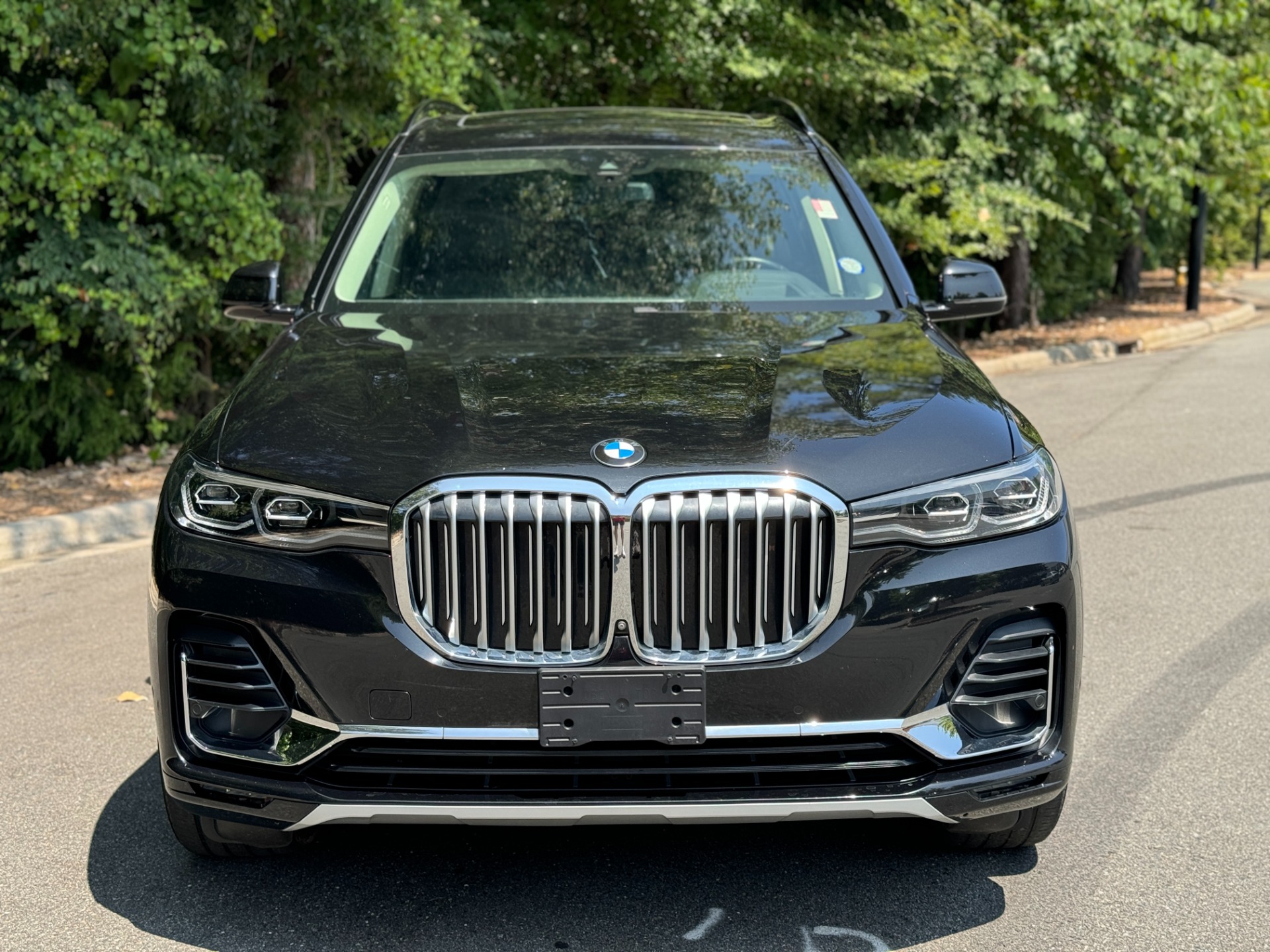 Used 2021 BMW X7 xDrive40i PREMIUM PKG/ COLD WEATHER PKG / PARKING ASSISTANCE PACKAGE / SHADOWLINE TRM for sale Sold at Formula Imports in Charlotte NC 28227 2