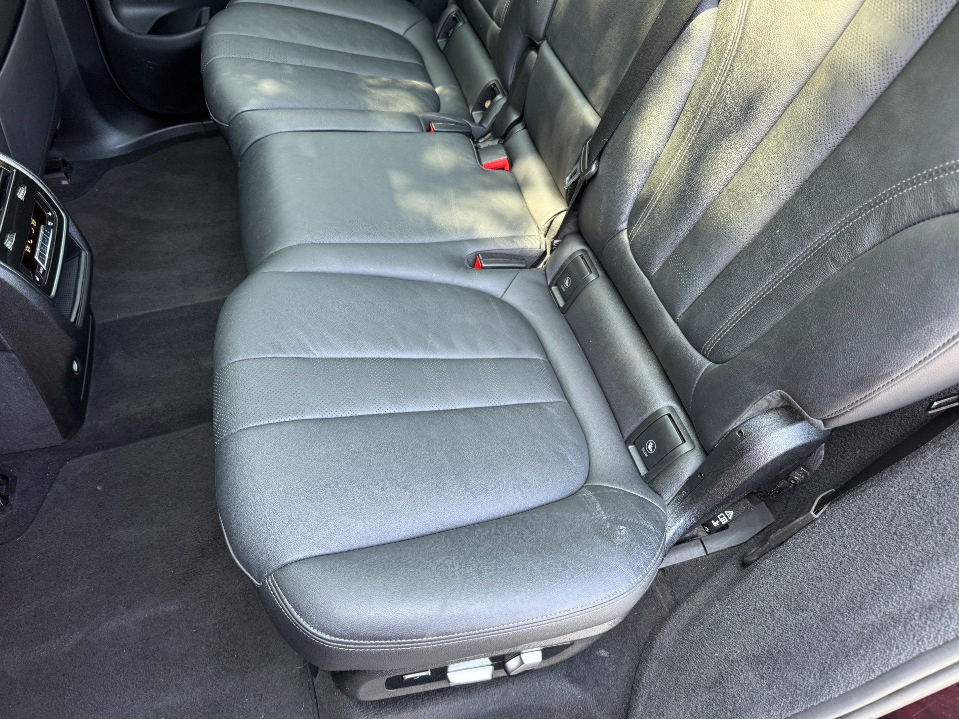 Used 2021 BMW X7 xDrive40i PREMIUM PKG/ COLD WEATHER PKG / PARKING ASSISTANCE PACKAGE / SHADOWLINE TRM for sale Sold at Formula Imports in Charlotte NC 28227 39