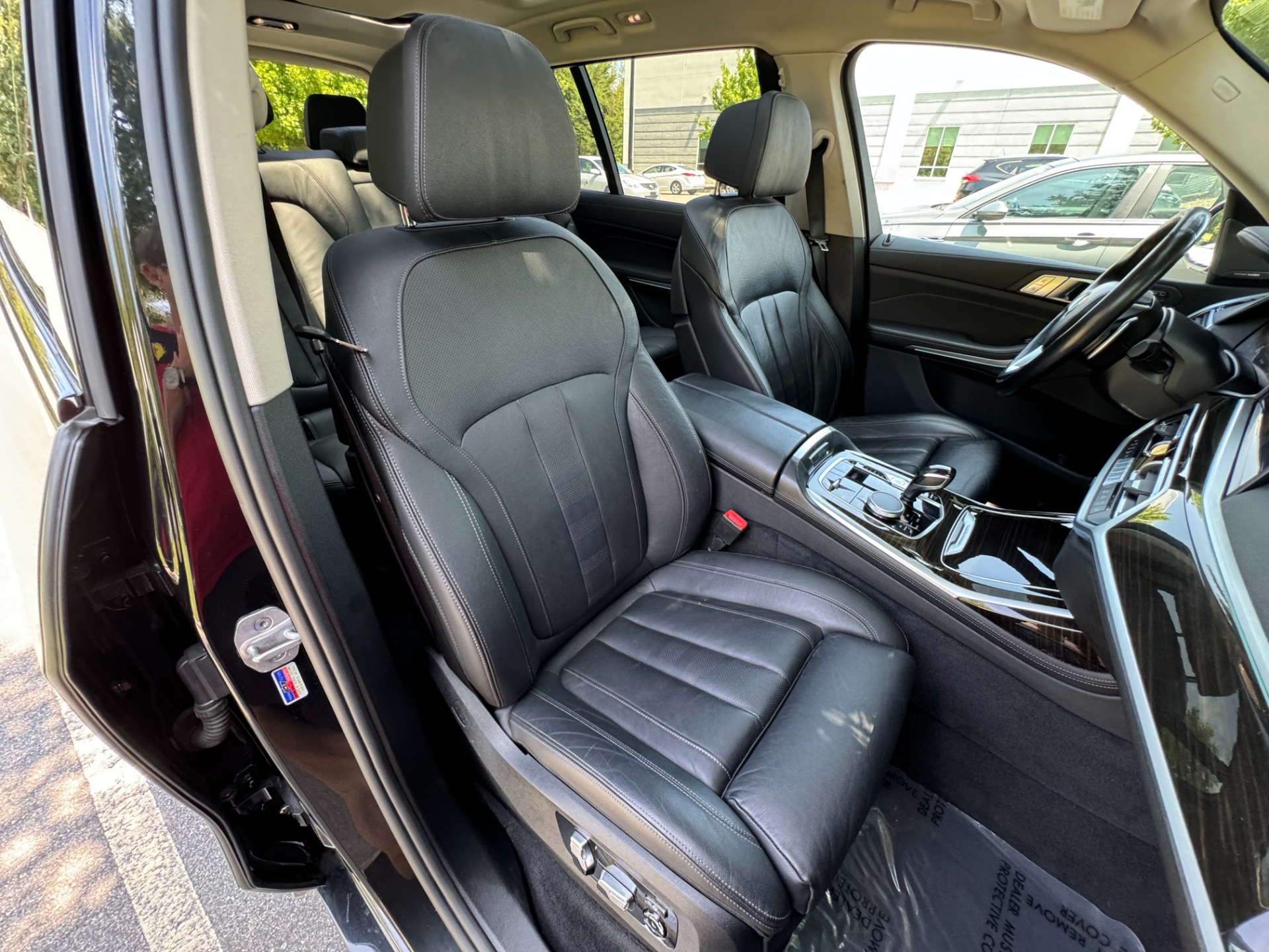 Used 2021 BMW X7 xDrive40i PREMIUM PKG/ COLD WEATHER PKG / PARKING ASSISTANCE PACKAGE / SHADOWLINE TRM for sale Sold at Formula Imports in Charlotte NC 28227 45