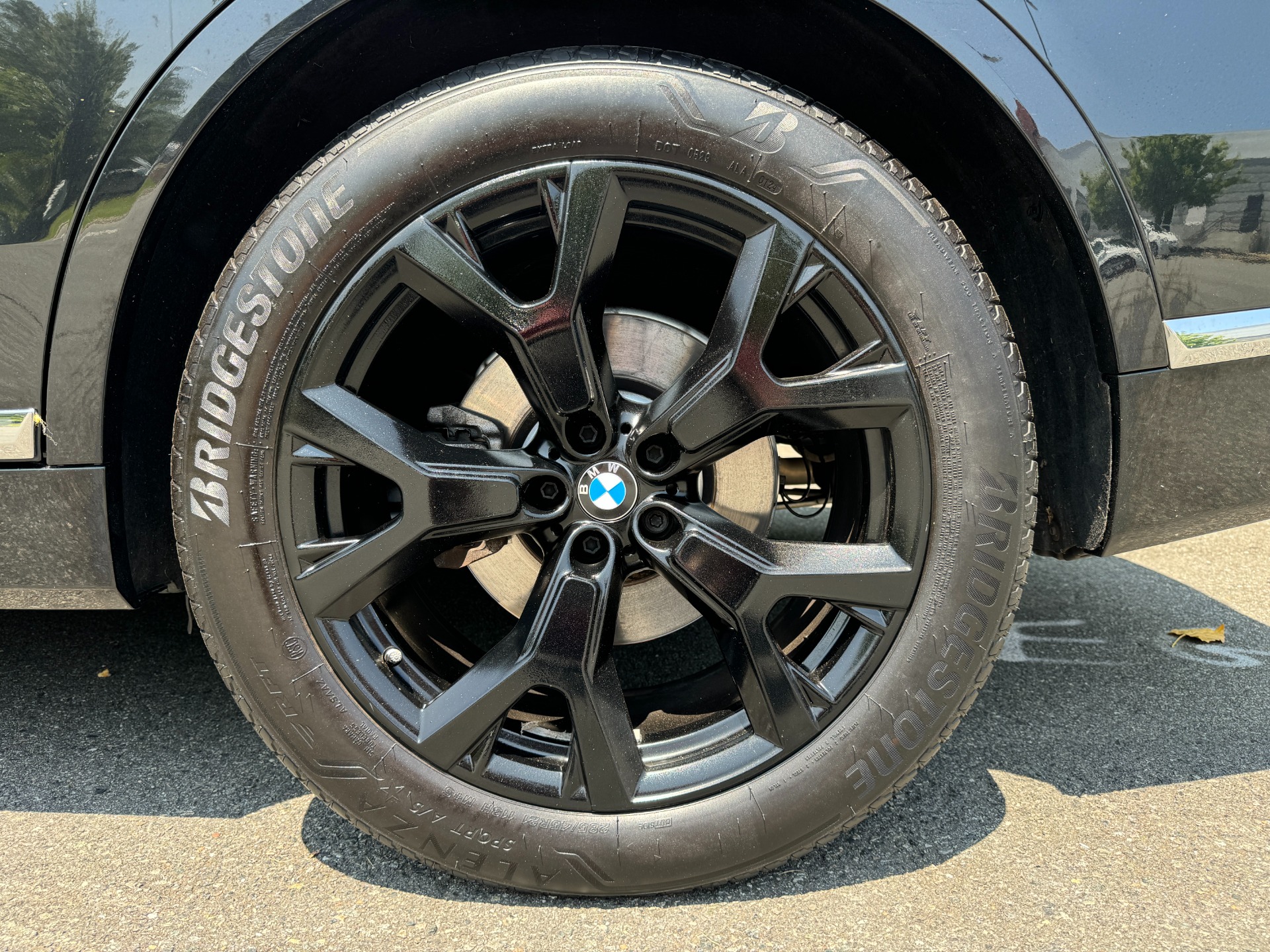 Used 2021 BMW X7 xDrive40i PREMIUM PKG/ COLD WEATHER PKG / PARKING ASSISTANCE PACKAGE / SHADOWLINE TRM for sale Sold at Formula Imports in Charlotte NC 28227 57