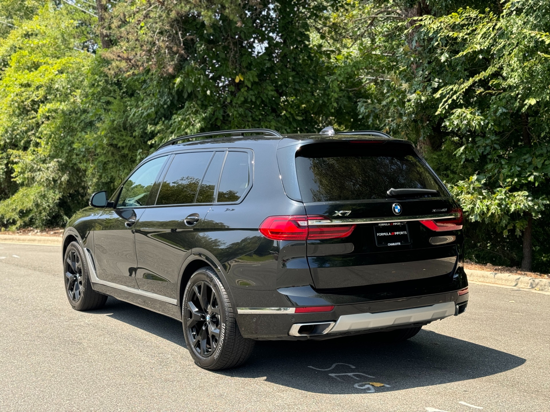 Used 2021 BMW X7 xDrive40i PREMIUM PKG/ COLD WEATHER PKG / PARKING ASSISTANCE PACKAGE / SHADOWLINE TRM for sale Sold at Formula Imports in Charlotte NC 28227 8