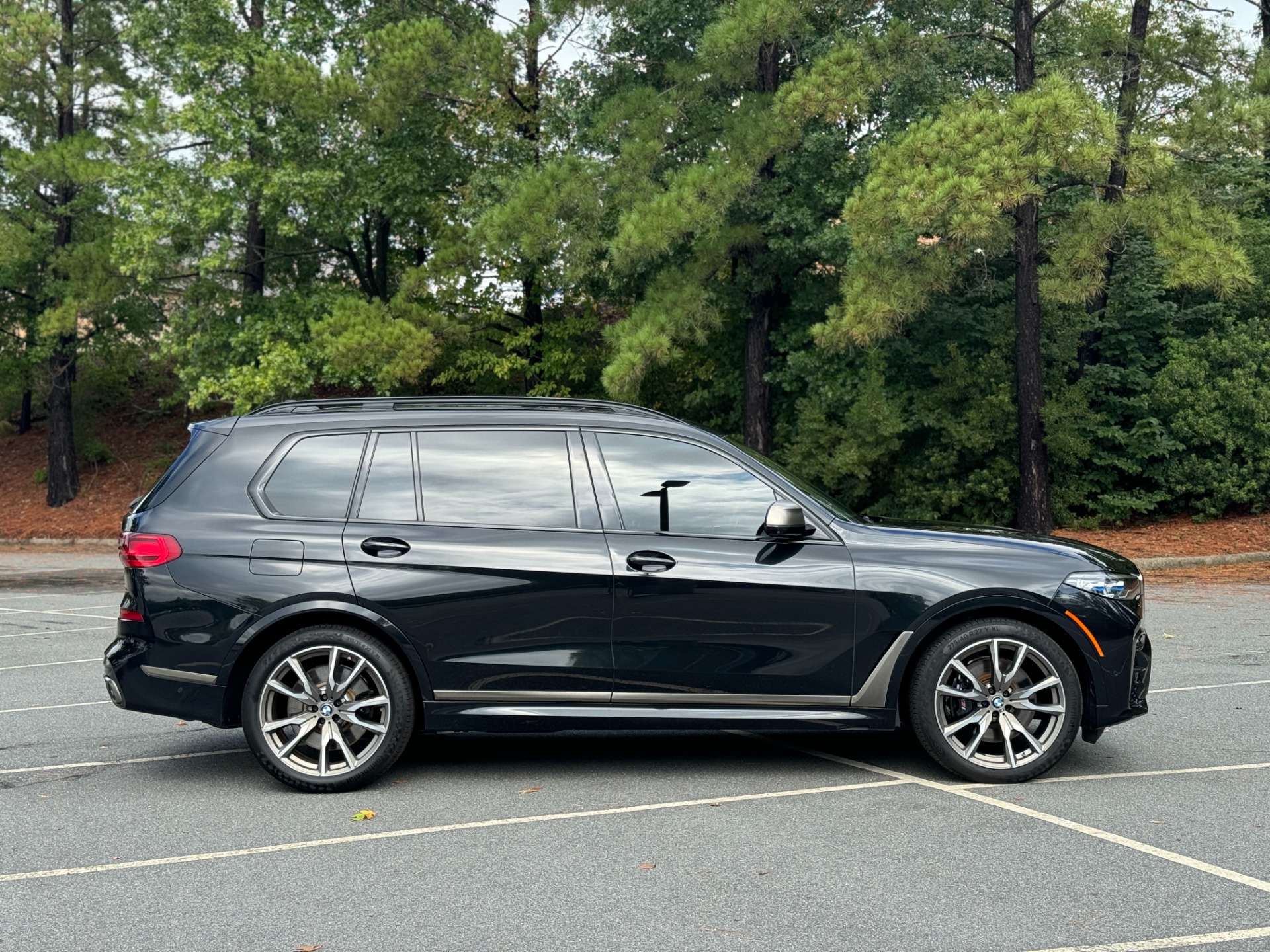 Used 2021 BMW X7 M50i EXTENDED LTHR / EXEC PKG / LED PANO MOON ROOF for sale Sold at Formula Imports in Charlotte NC 28227 14