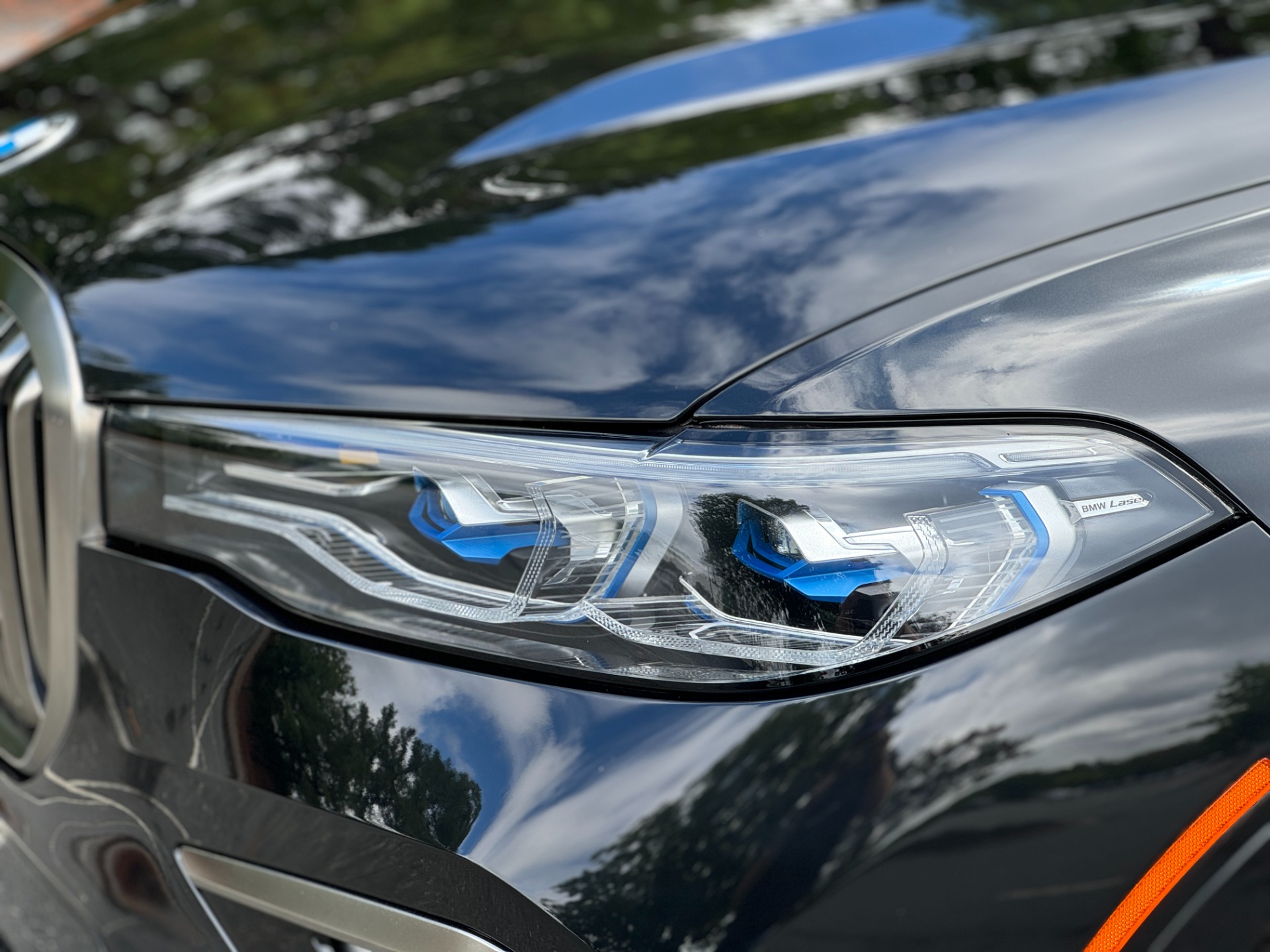 Used 2021 BMW X7 M50i EXTENDED LTHR / EXEC PKG / LED PANO MOON ROOF for sale Sold at Formula Imports in Charlotte NC 28227 17