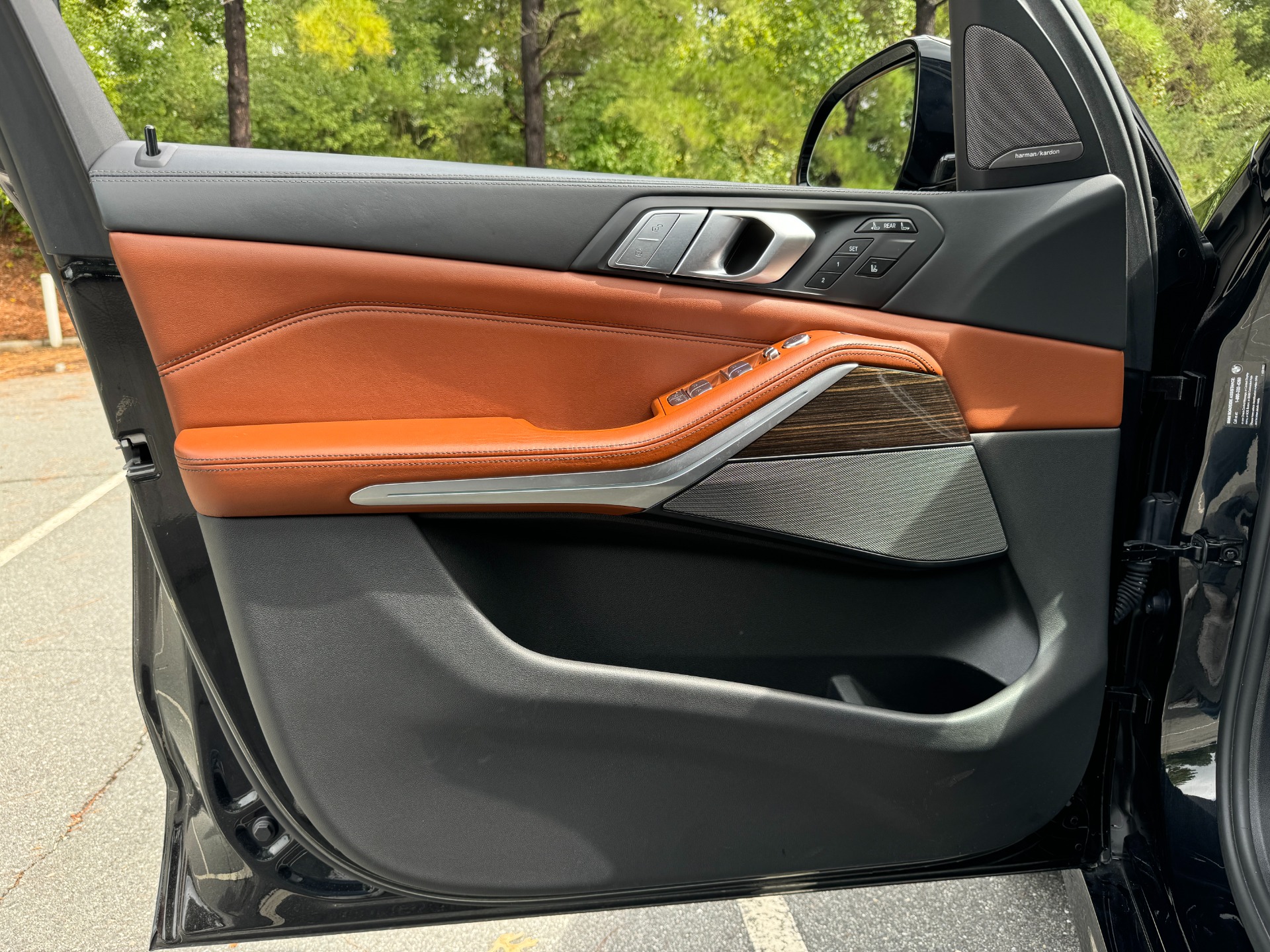 Used 2021 BMW X7 M50i EXTENDED LTHR / EXEC PKG / LED PANO MOON ROOF for sale Sold at Formula Imports in Charlotte NC 28227 20