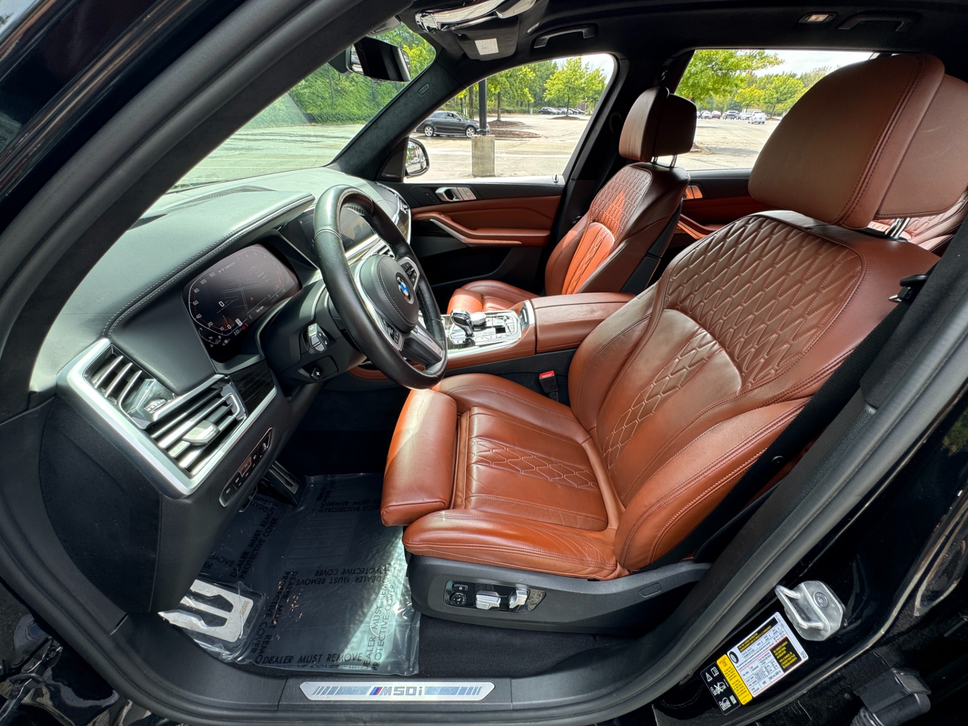 Used 2021 BMW X7 M50i EXTENDED LTHR / EXEC PKG / LED PANO MOON ROOF for sale Sold at Formula Imports in Charlotte NC 28227 22