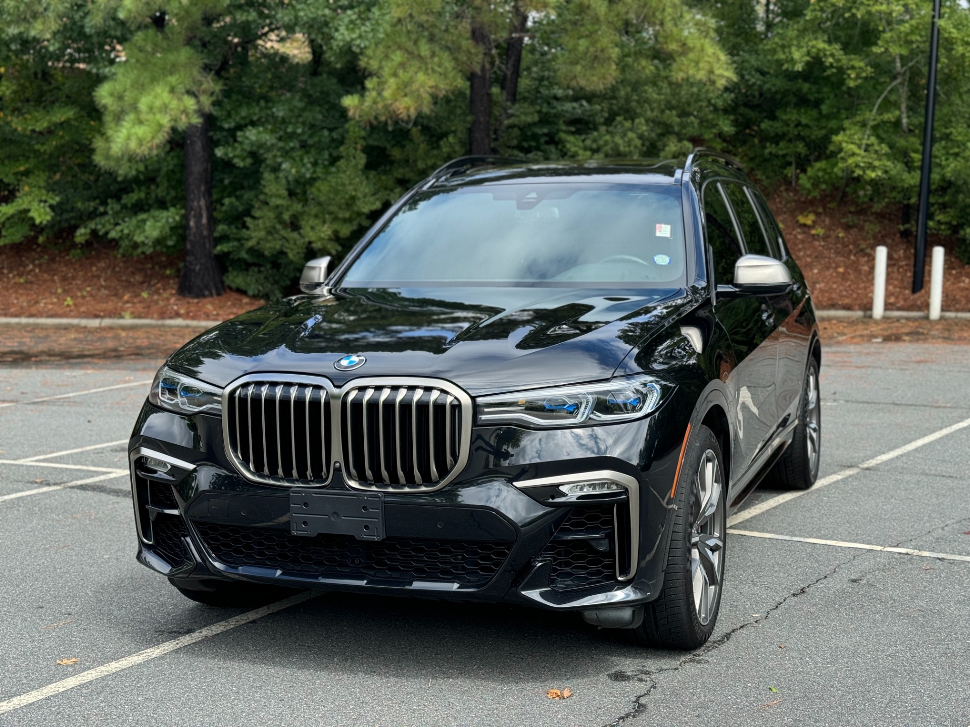 Used 2021 BMW X7 M50i EXTENDED LTHR / EXEC PKG / LED PANO MOON ROOF for sale Sold at Formula Imports in Charlotte NC 28227 3