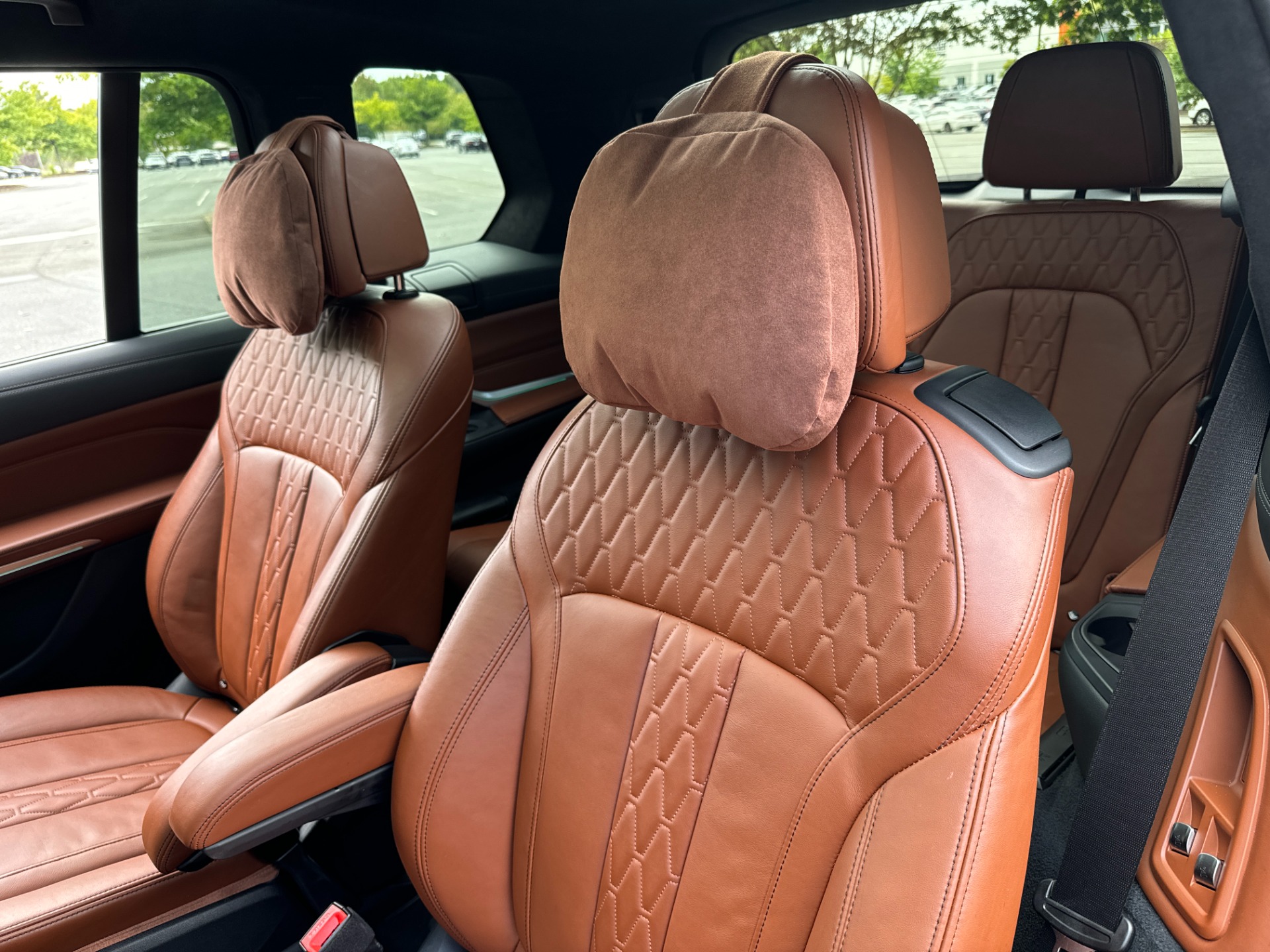 Used 2021 BMW X7 M50i EXTENDED LTHR / EXEC PKG / LED PANO MOON ROOF for sale Sold at Formula Imports in Charlotte NC 28227 42