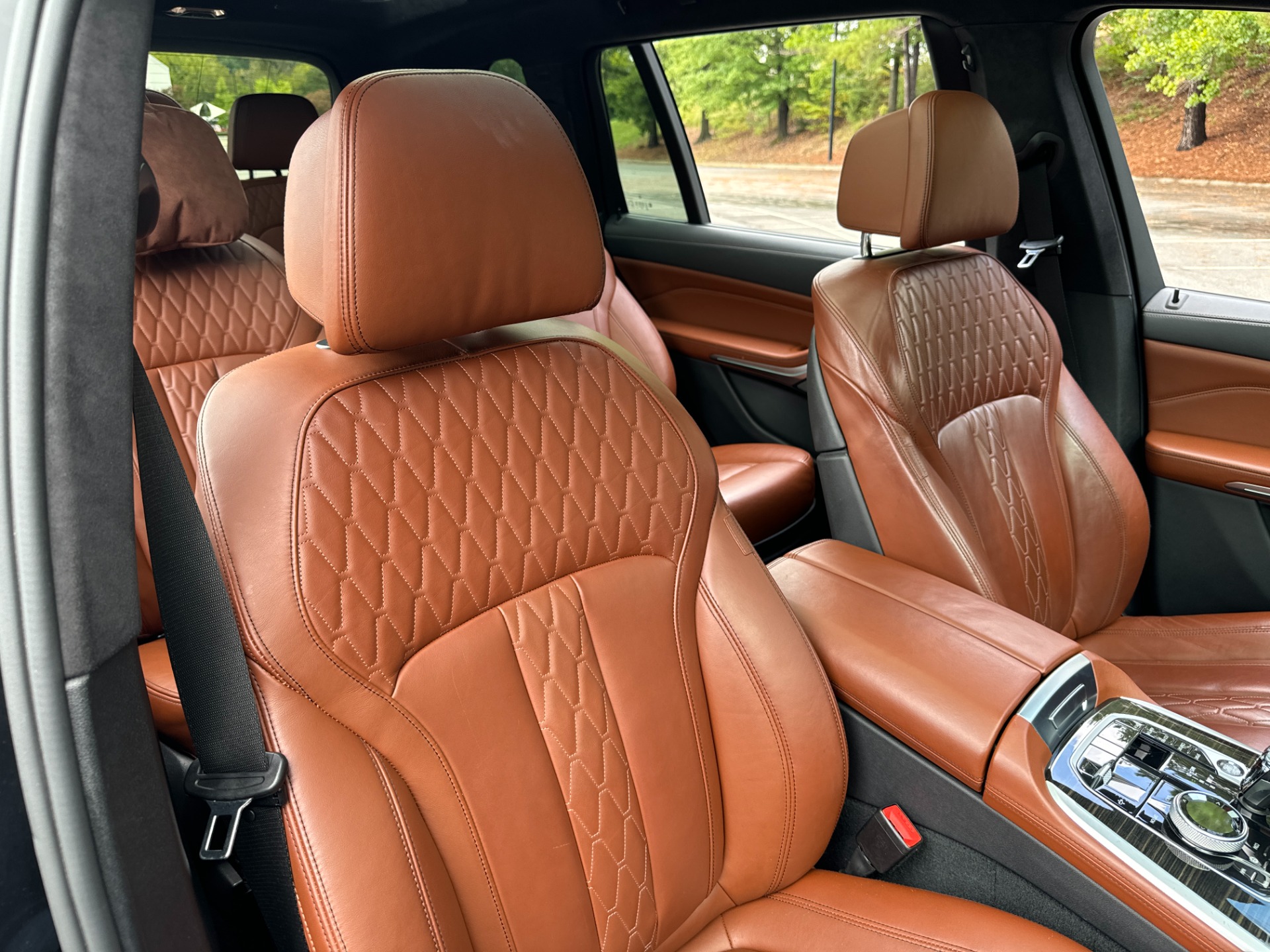 Used 2021 BMW X7 M50i EXTENDED LTHR / EXEC PKG / LED PANO MOON ROOF for sale Sold at Formula Imports in Charlotte NC 28227 51