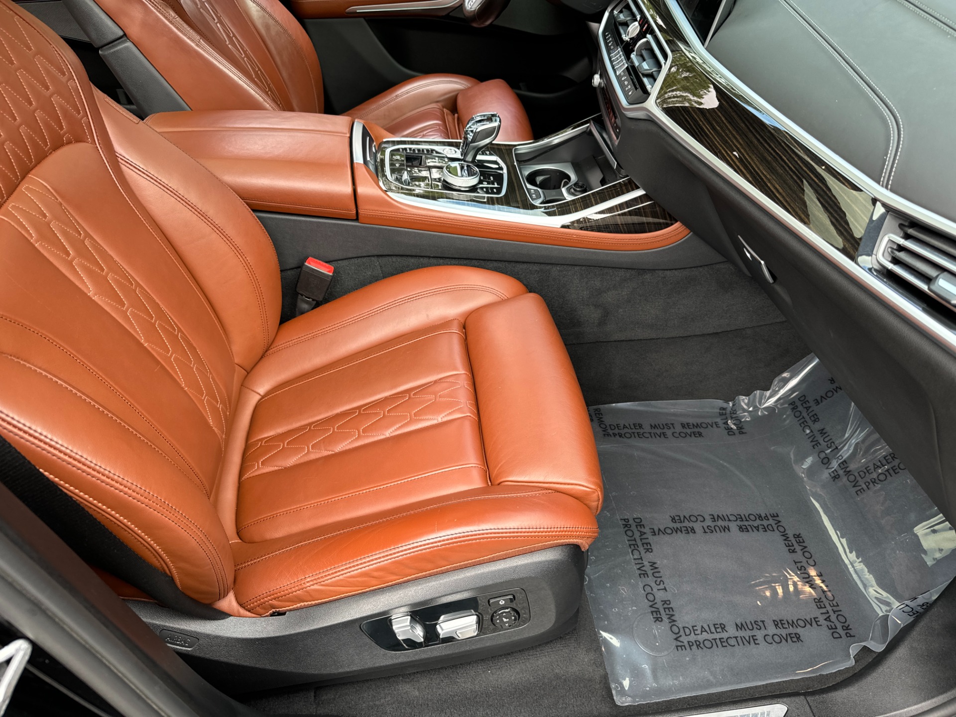 Used 2021 BMW X7 M50i EXTENDED LTHR / EXEC PKG / LED PANO MOON ROOF for sale Sold at Formula Imports in Charlotte NC 28227 52