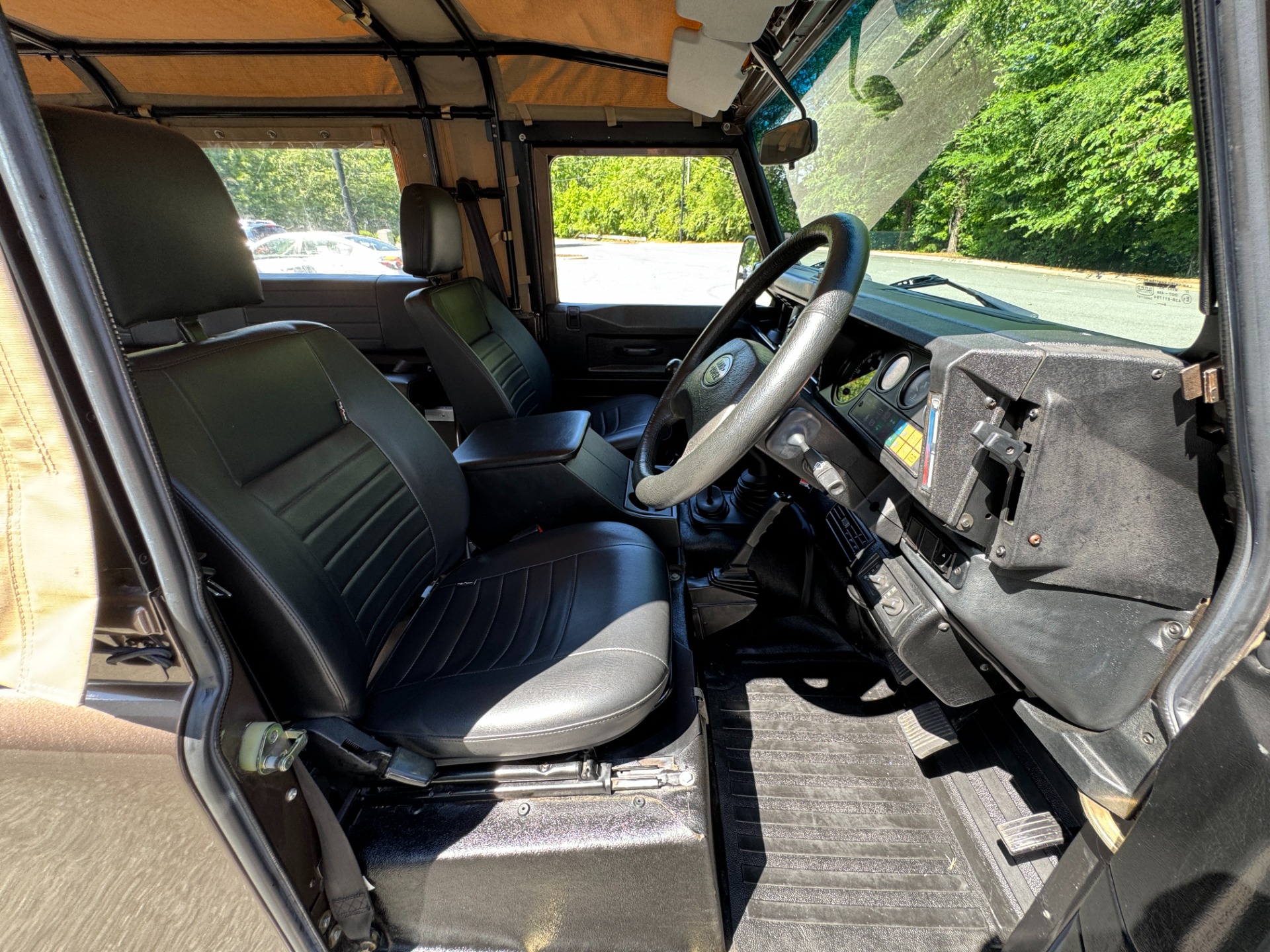 Used 1992 Land Rover Defender 110 Pickup CUSTOM BUILD for sale Sold at Formula Imports in Charlotte NC 28227 25