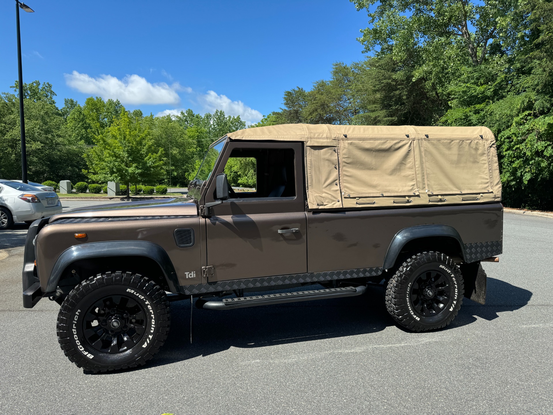 Used 1992 Land Rover Defender 110 Pickup CUSTOM BUILD for sale Sold at Formula Imports in Charlotte NC 28227 5
