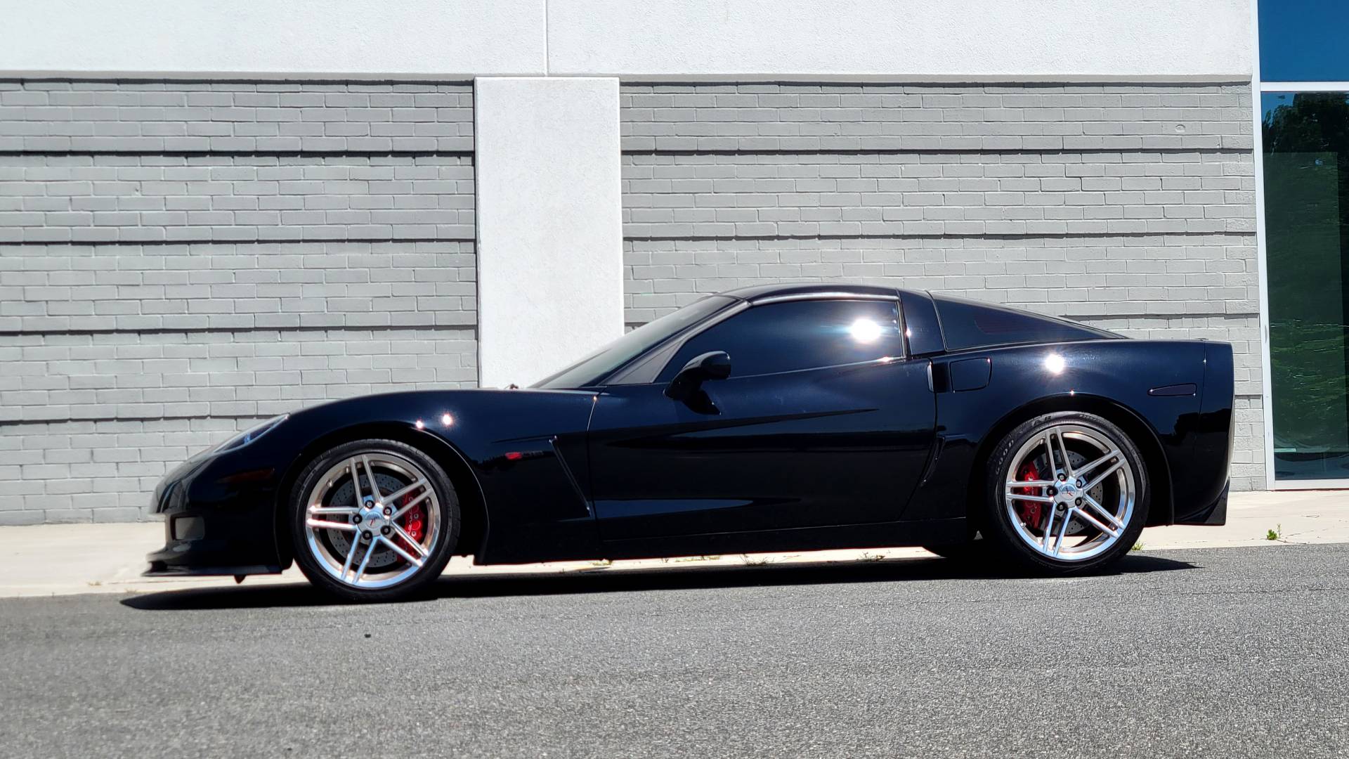 Used 2007 Chevrolet CORVETTE Z06 2LZ / 7.0L 427 505HP V8 / 6-SPD MAN / BOSE / POLISHED WHEELS for sale Sold at Formula Imports in Charlotte NC 28227 17